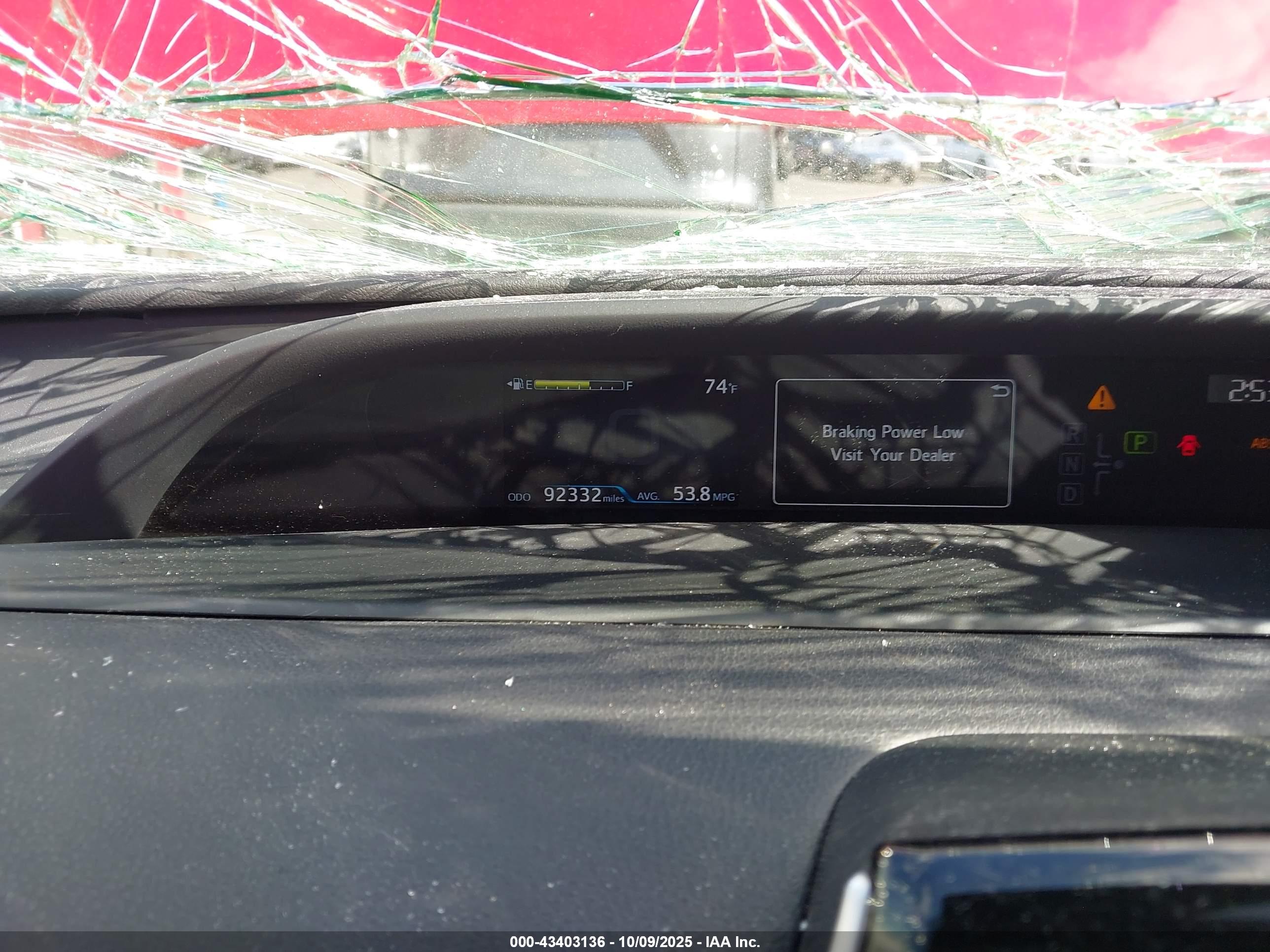 TOYOTA PRIUS image 7