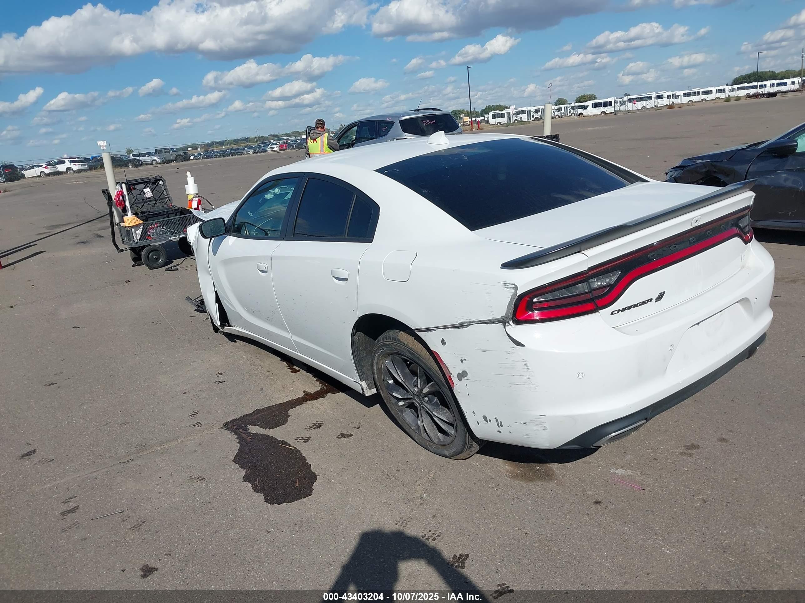 DODGE CHARGER image 3