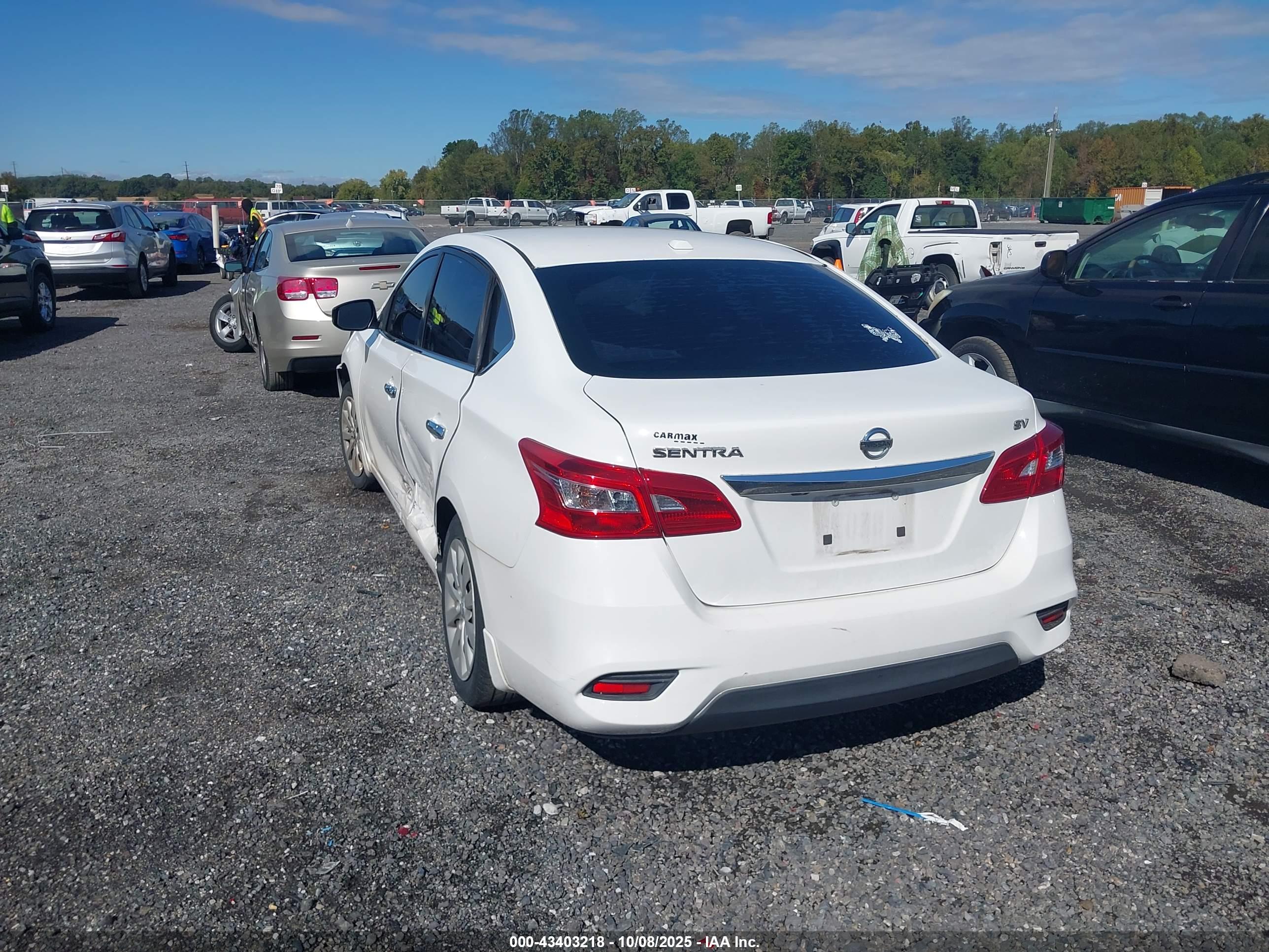 NISSAN SENTRA image 3