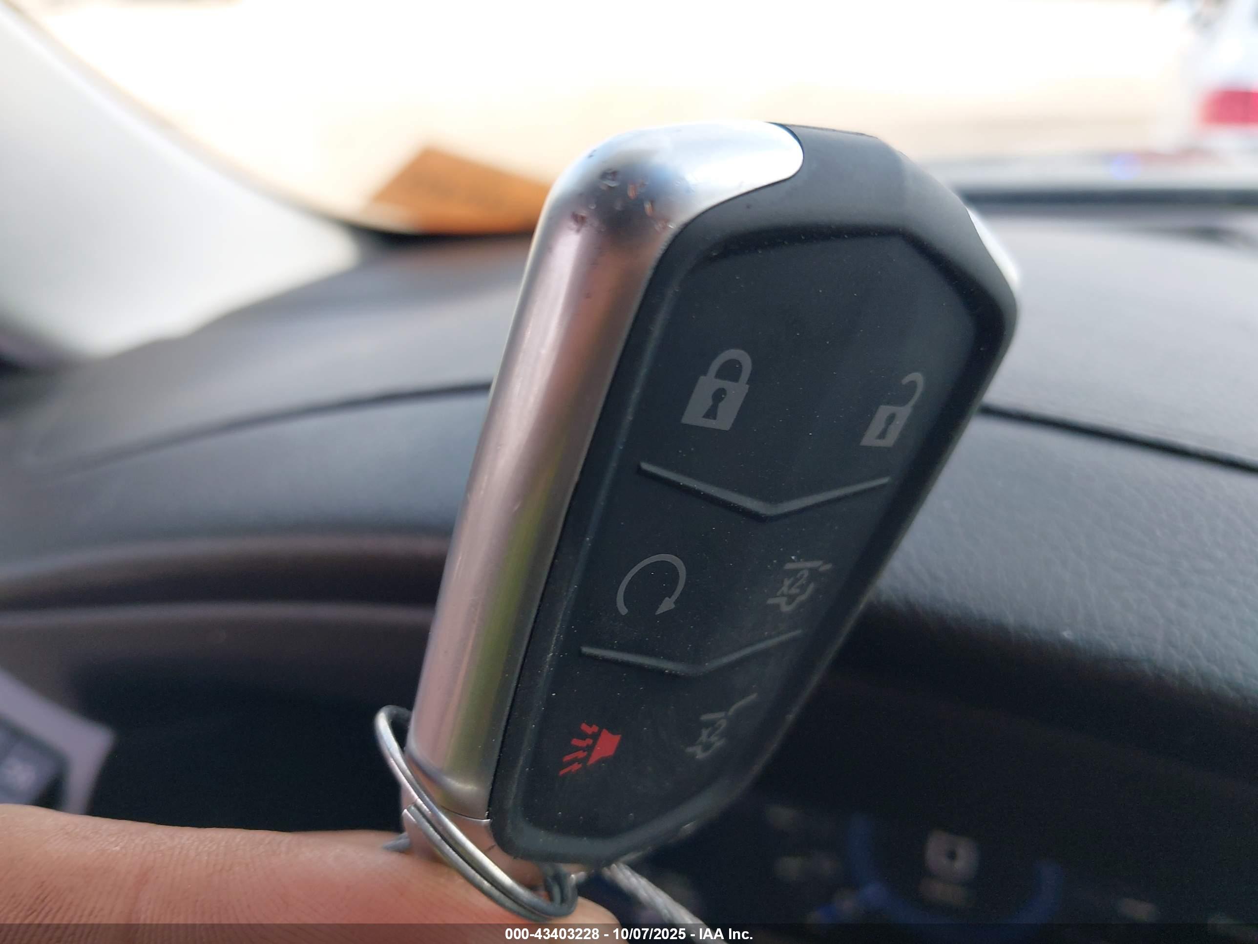 CADILLAC ESCALADE image 11