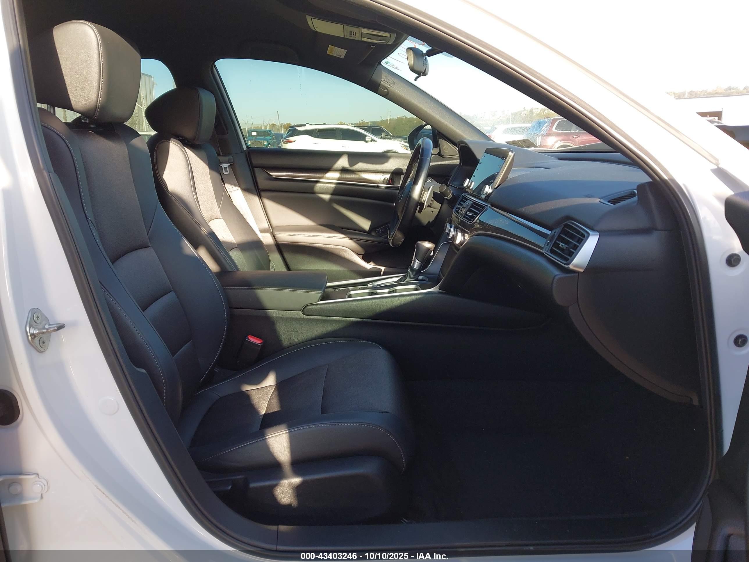 HONDA ACCORD image 5