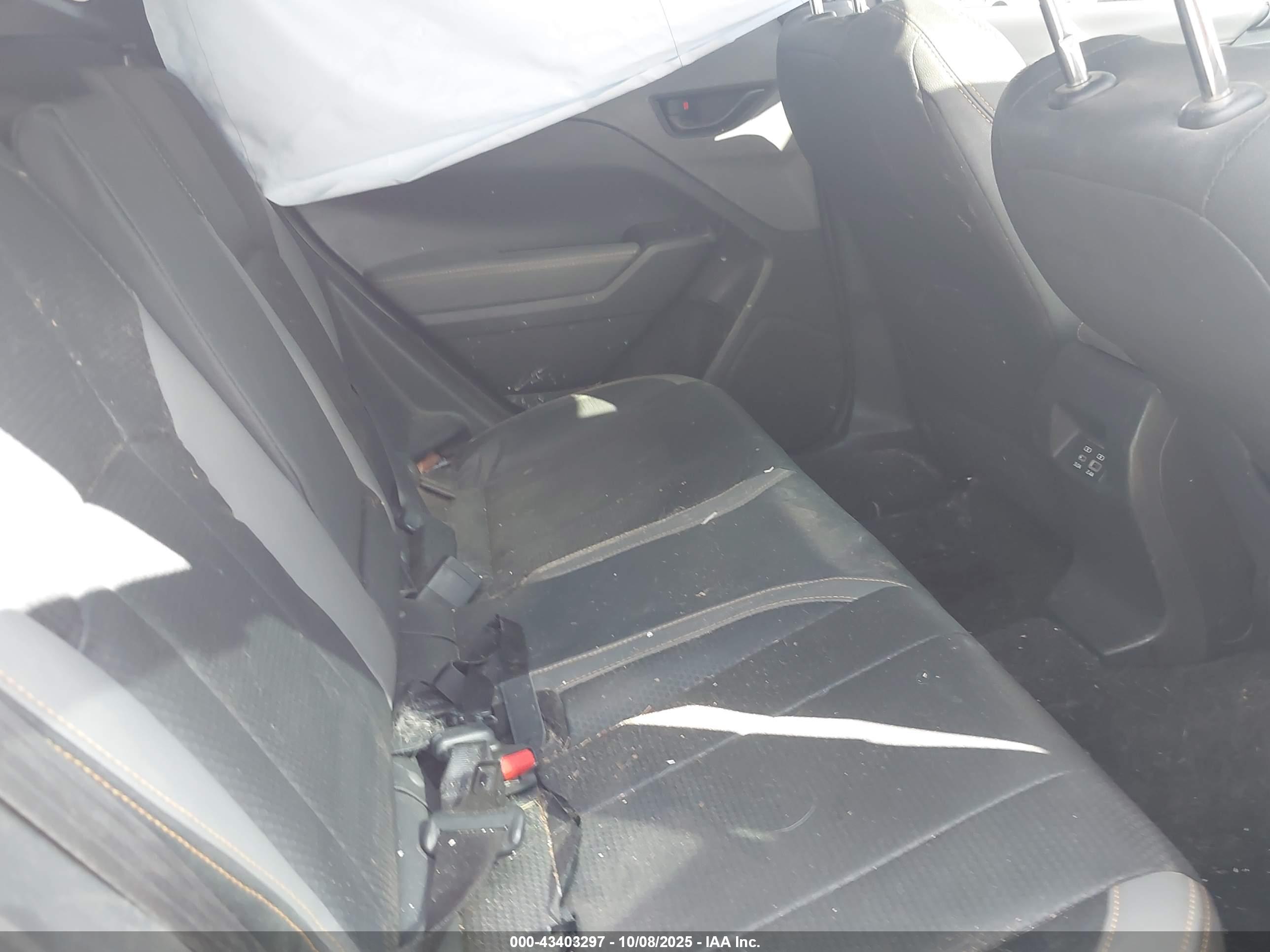 SUBARU CROSSTREK image 8