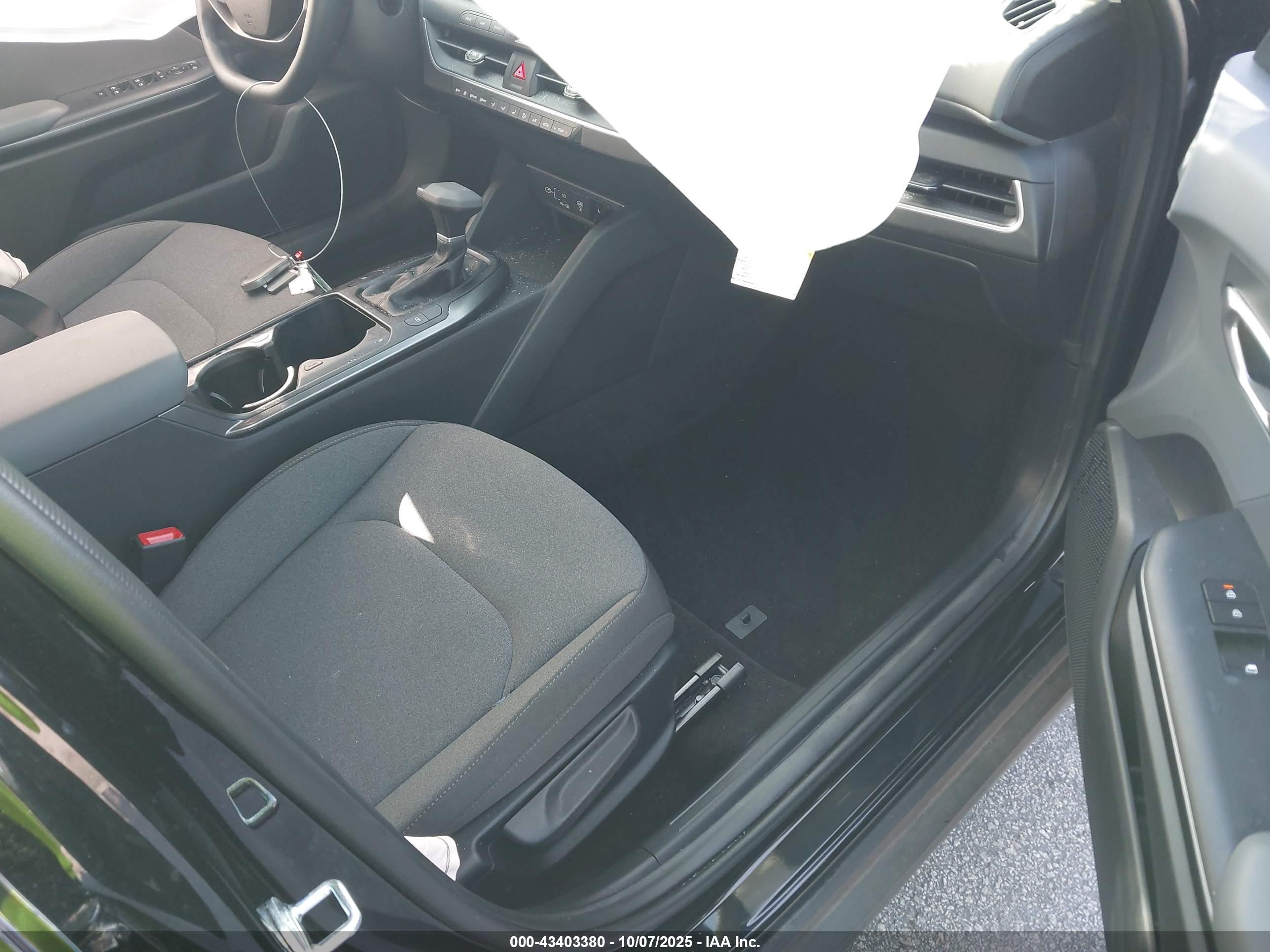 KIA K4 image 5