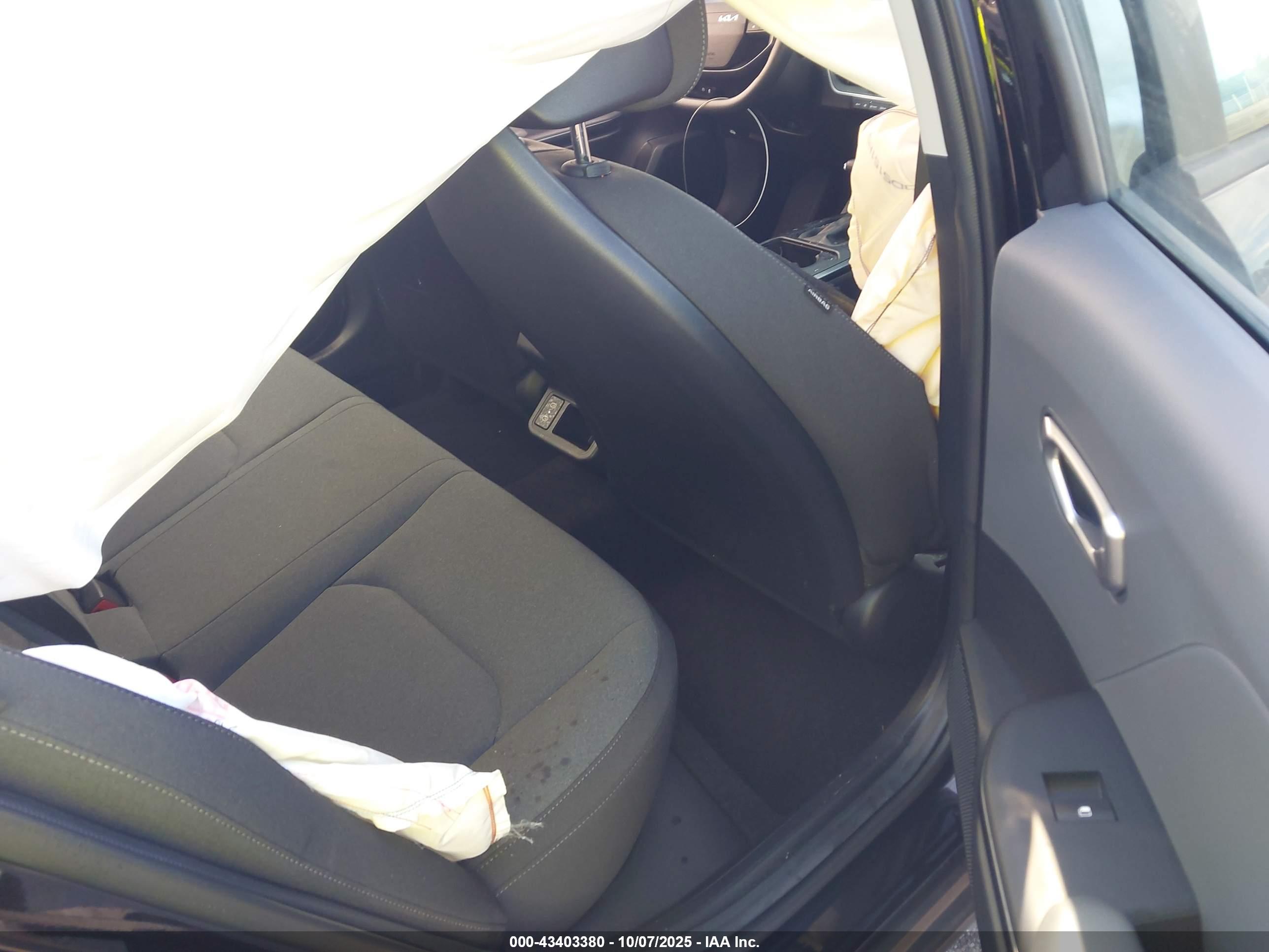KIA K4 image 8