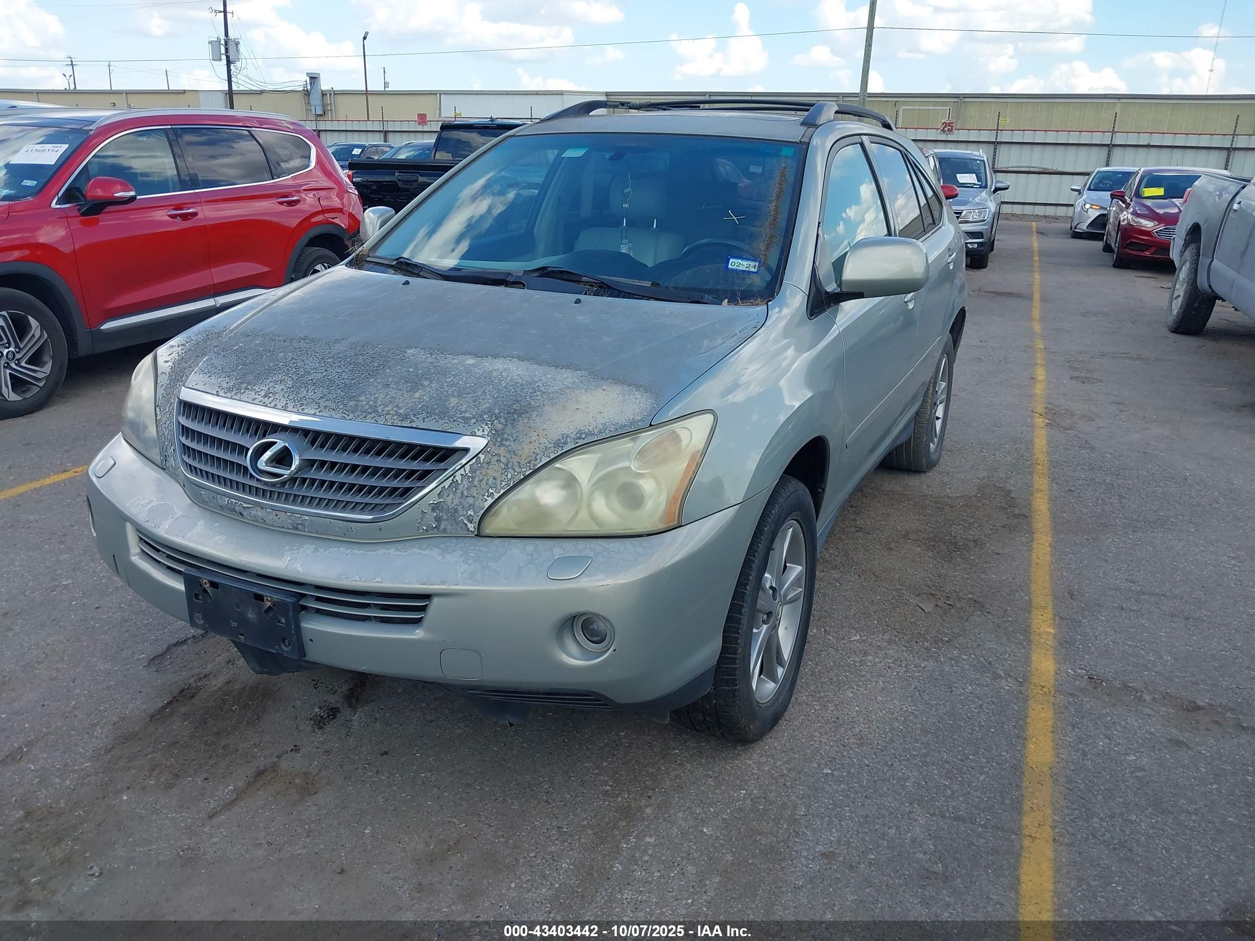 LEXUS RX image 2