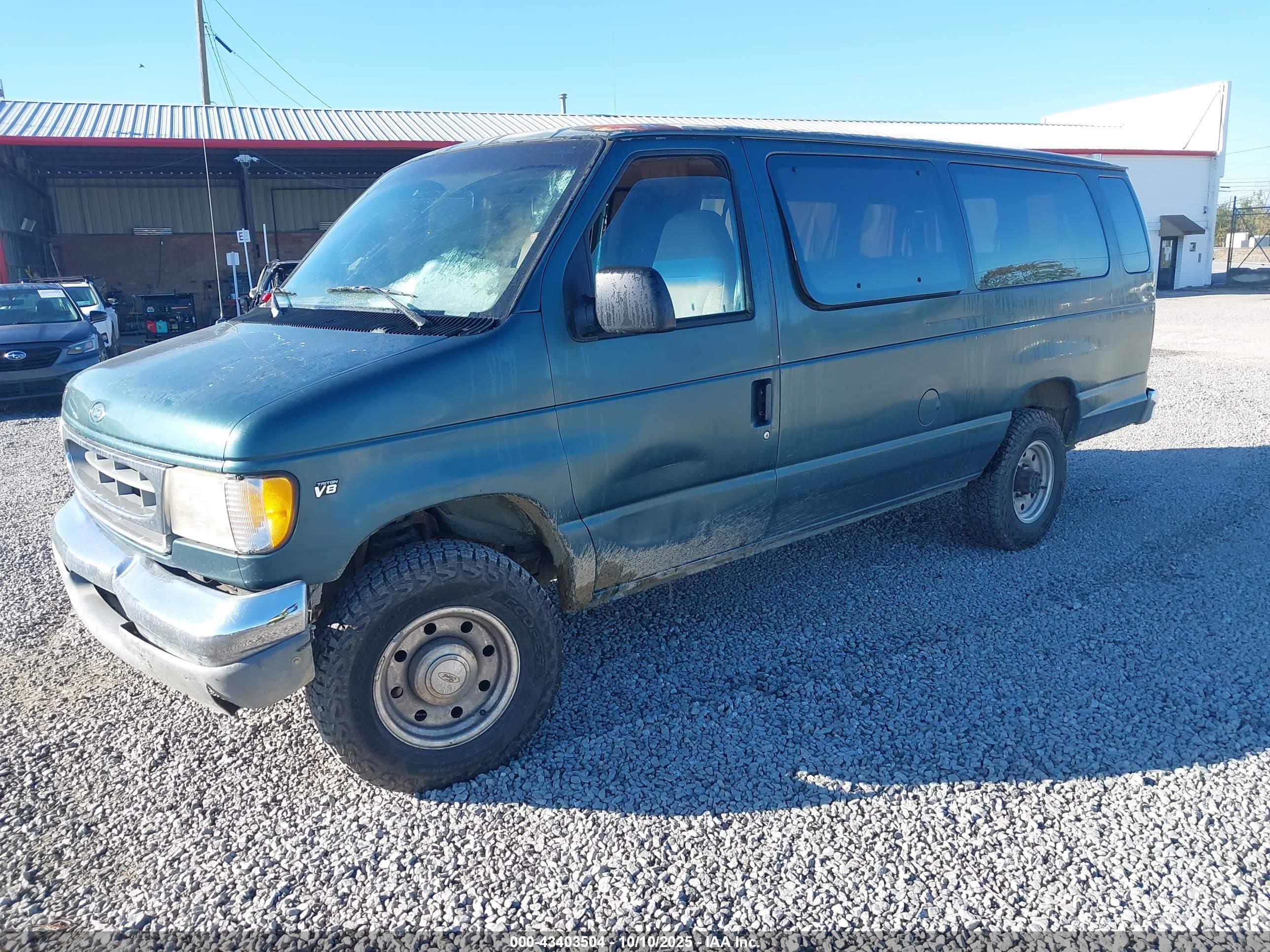 FORD ECONOLINE image 2