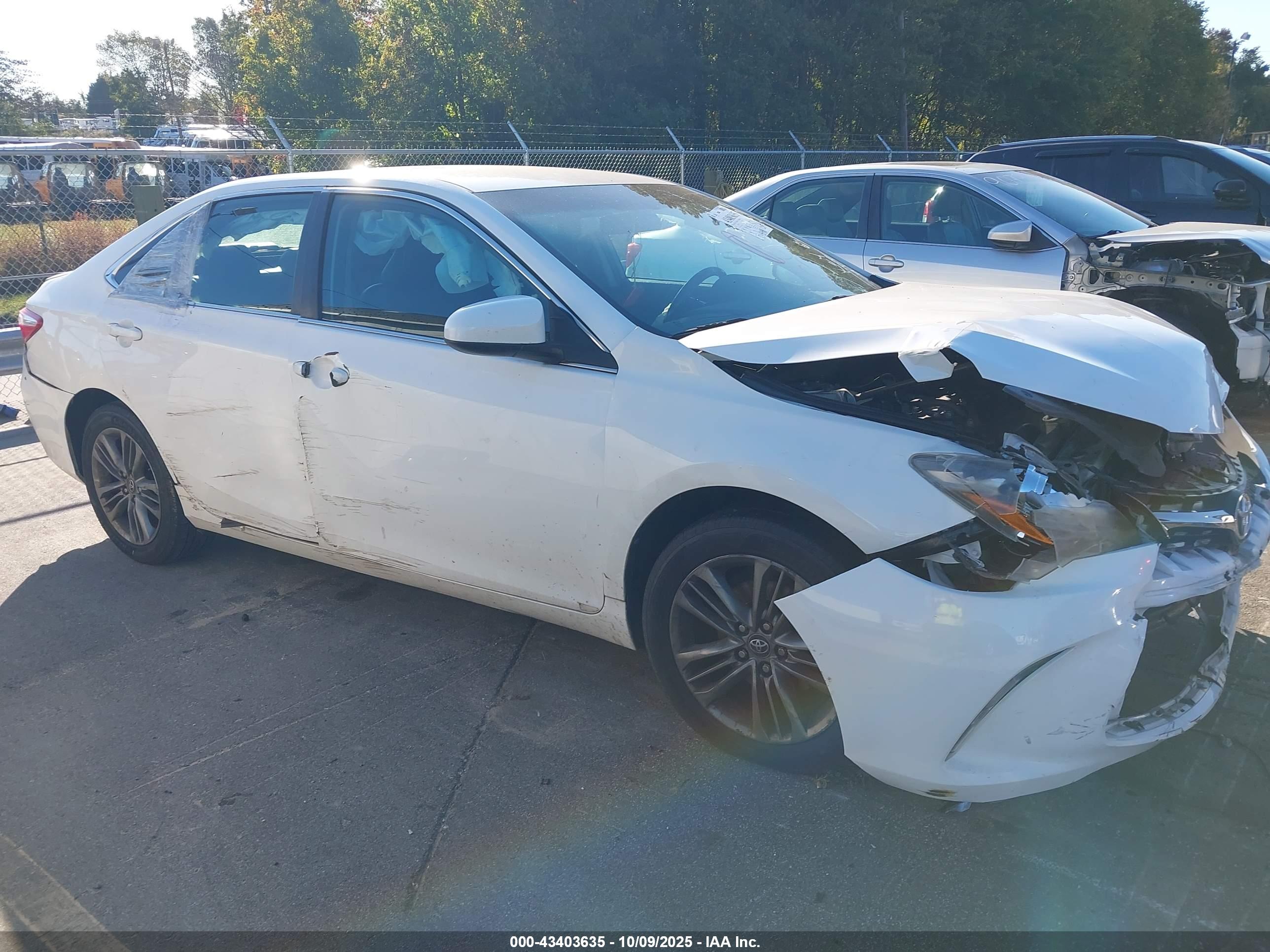 TOYOTA CAMRY image 6