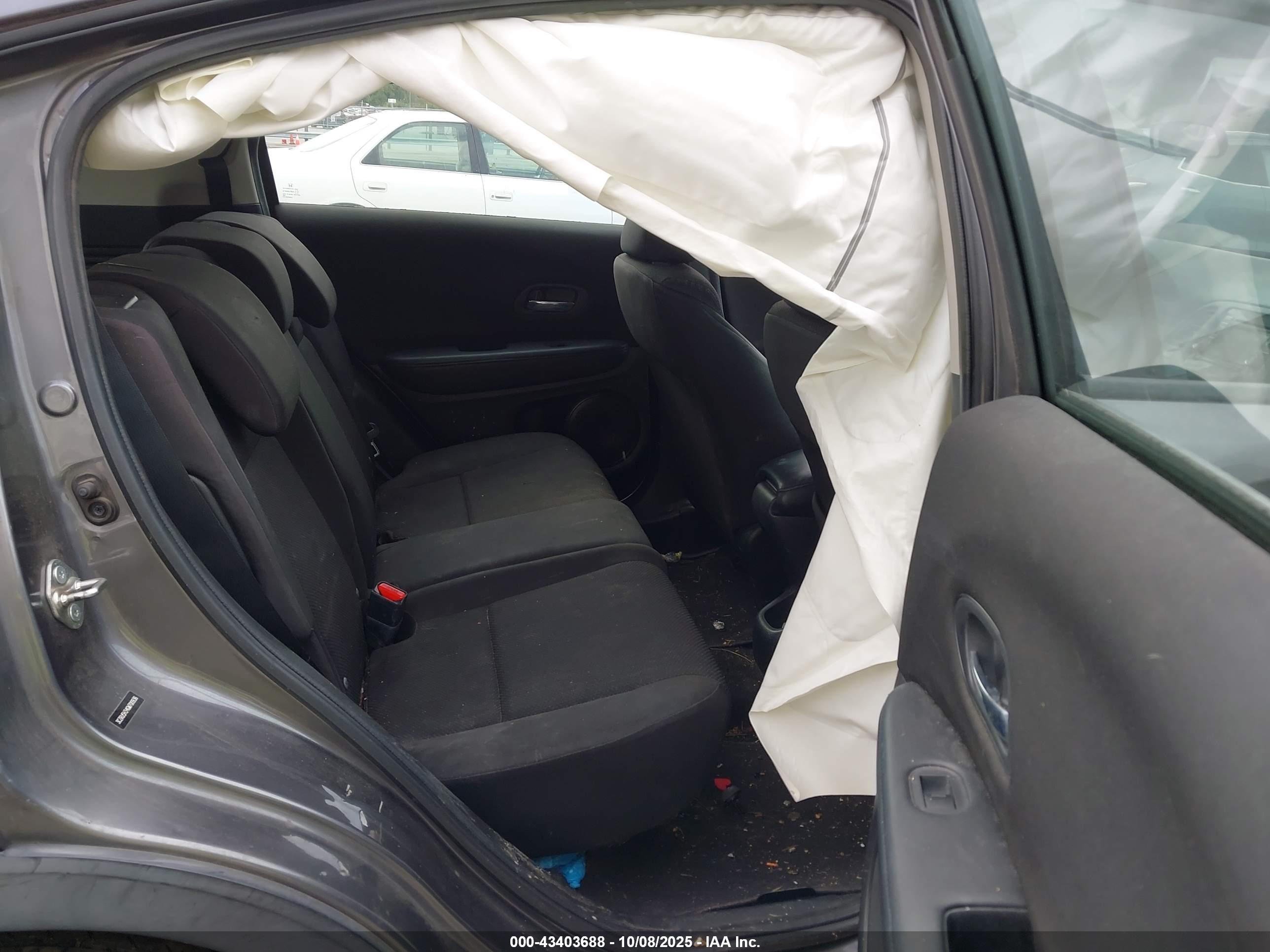 HONDA HR-V image 8