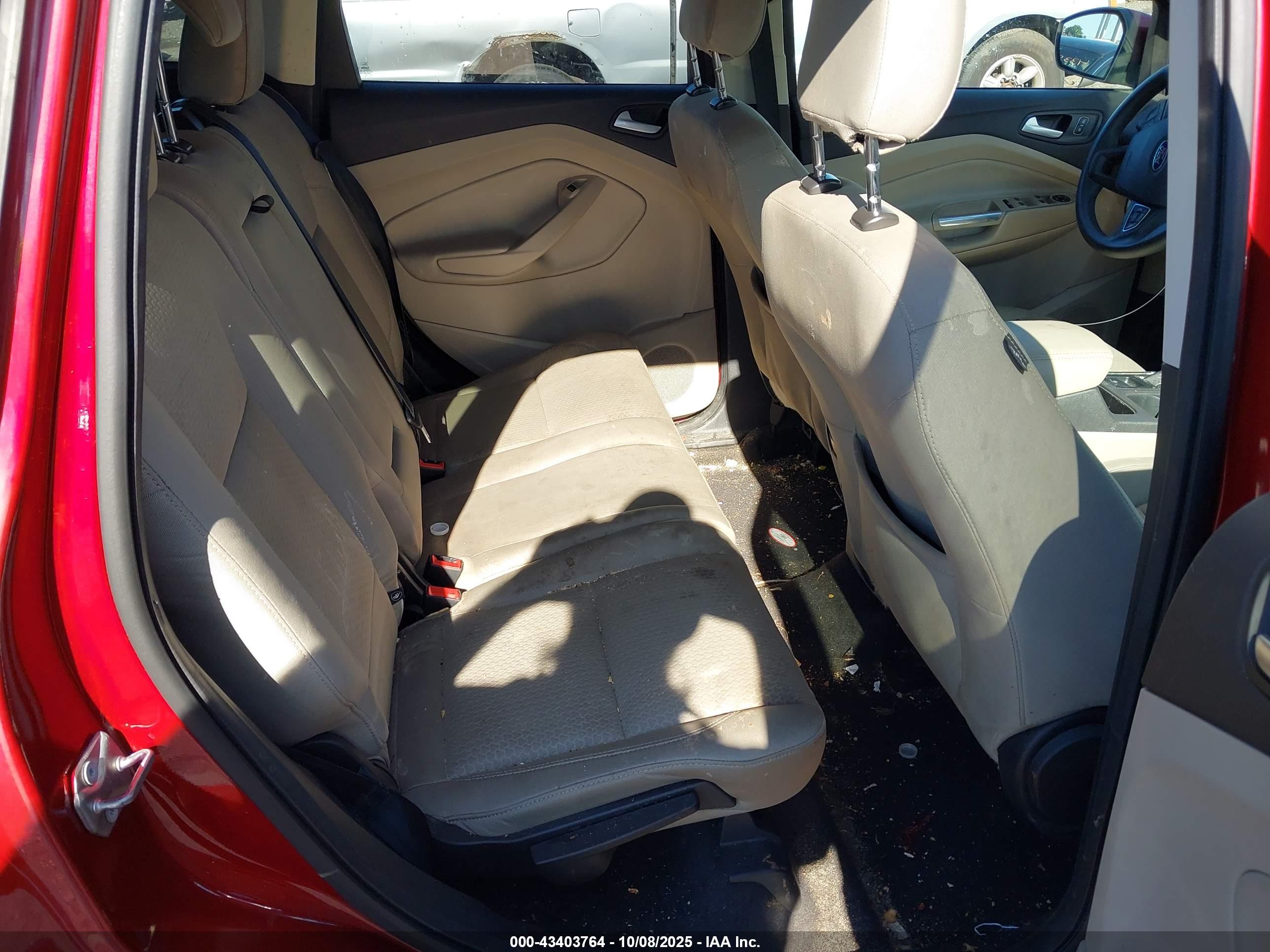 FORD ESCAPE image 8