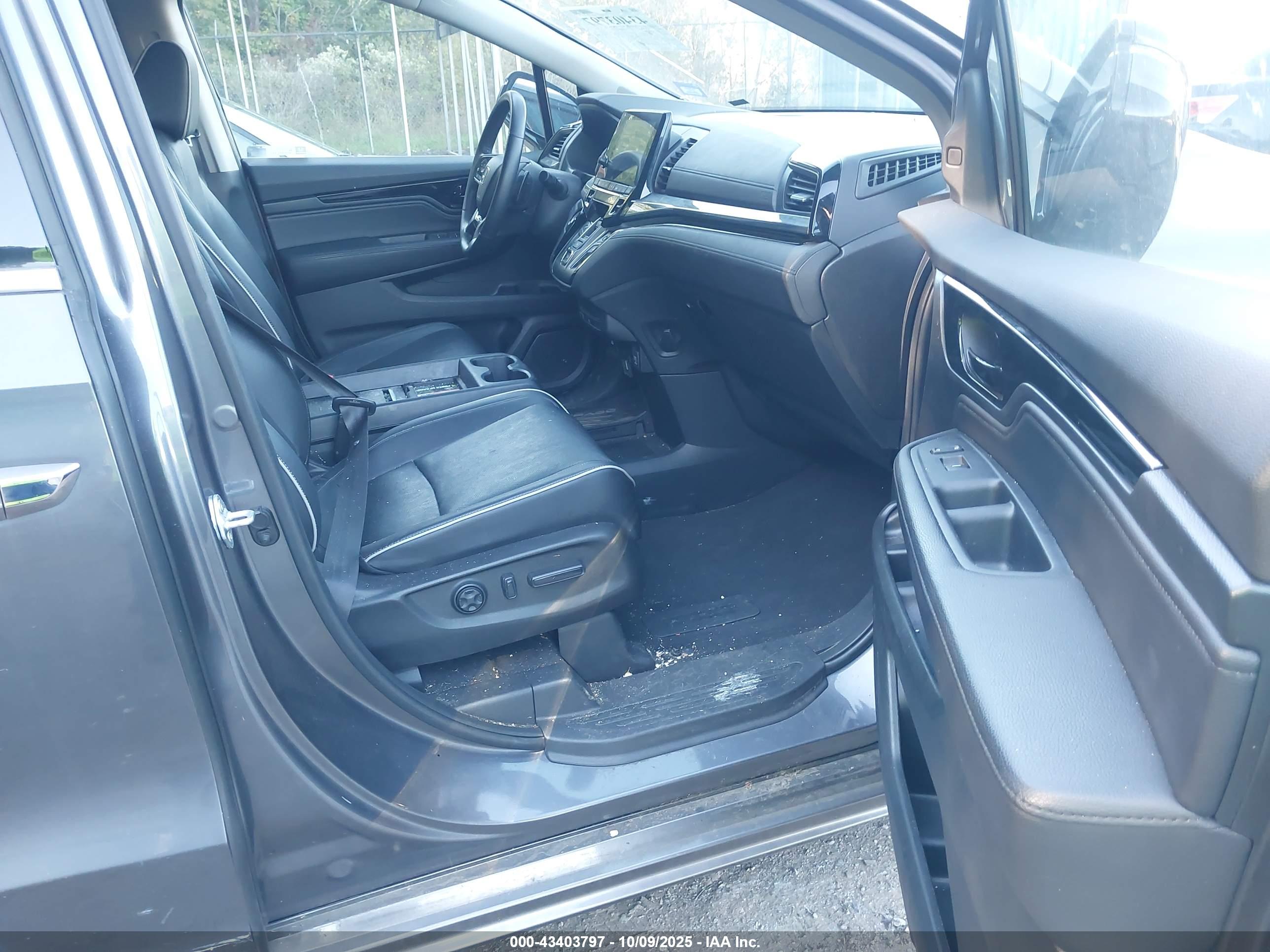 HONDA ODYSSEY image 5