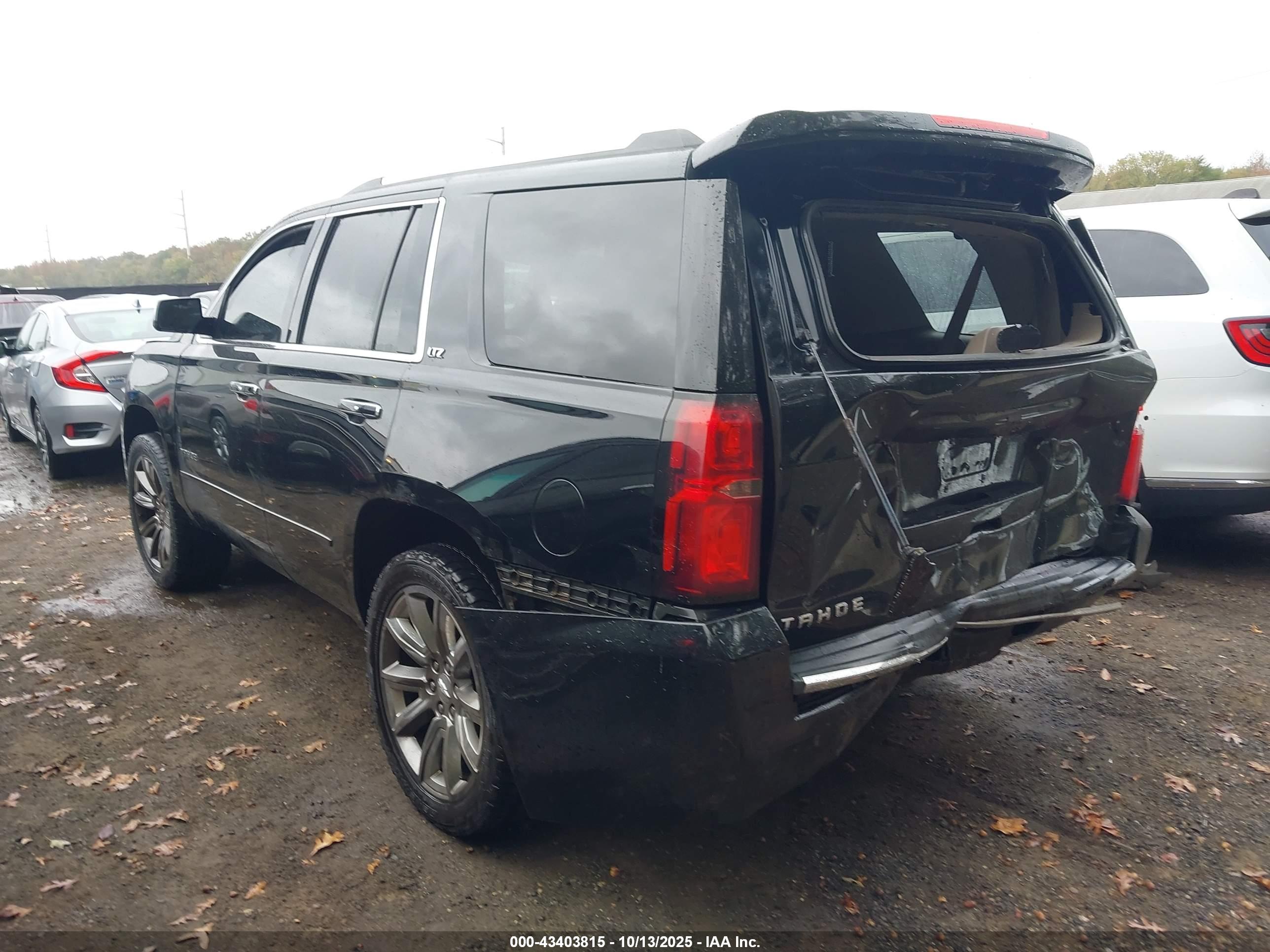 CHEVROLET TAHOE image 3