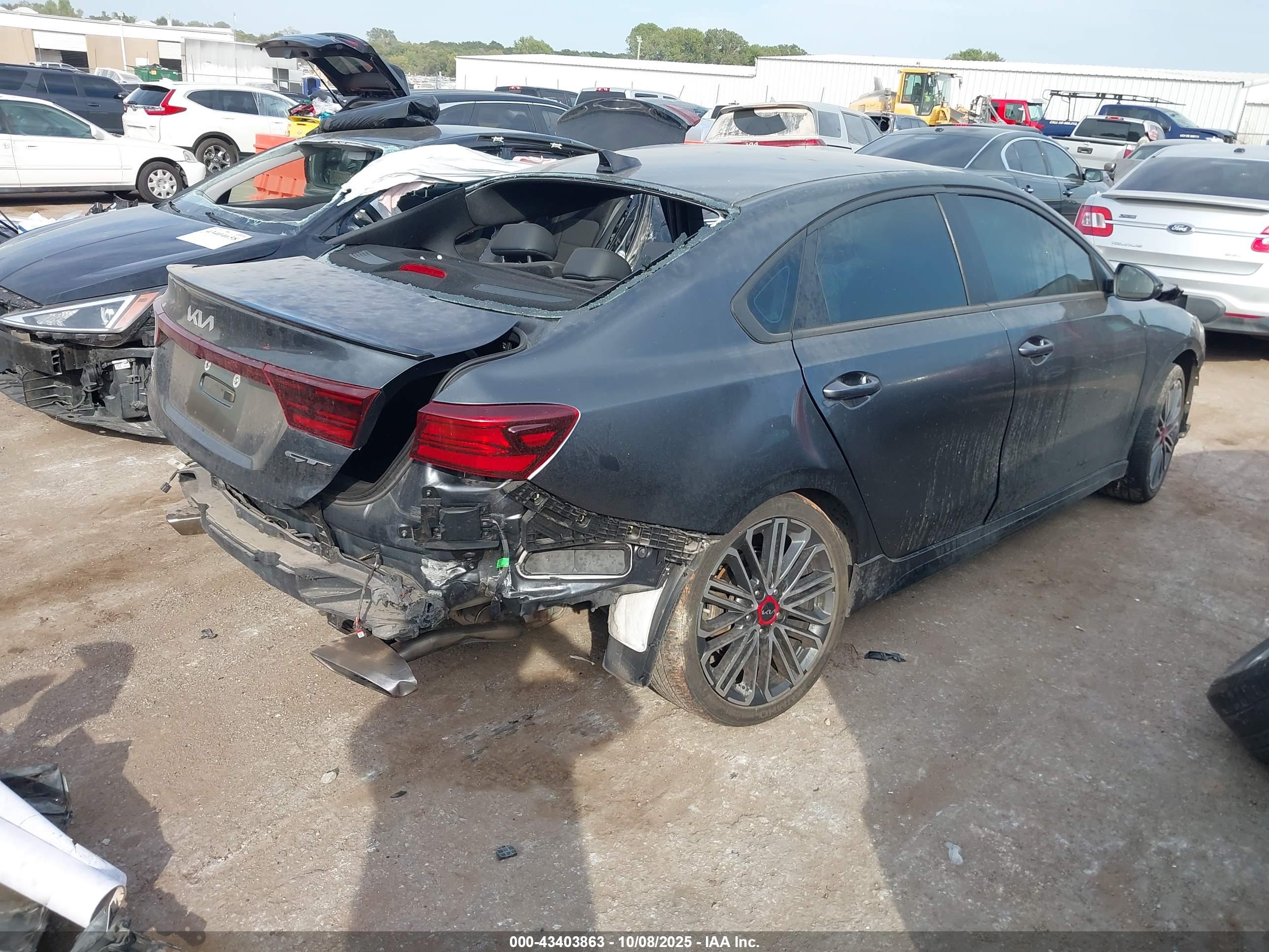 KIA FORTE image 4