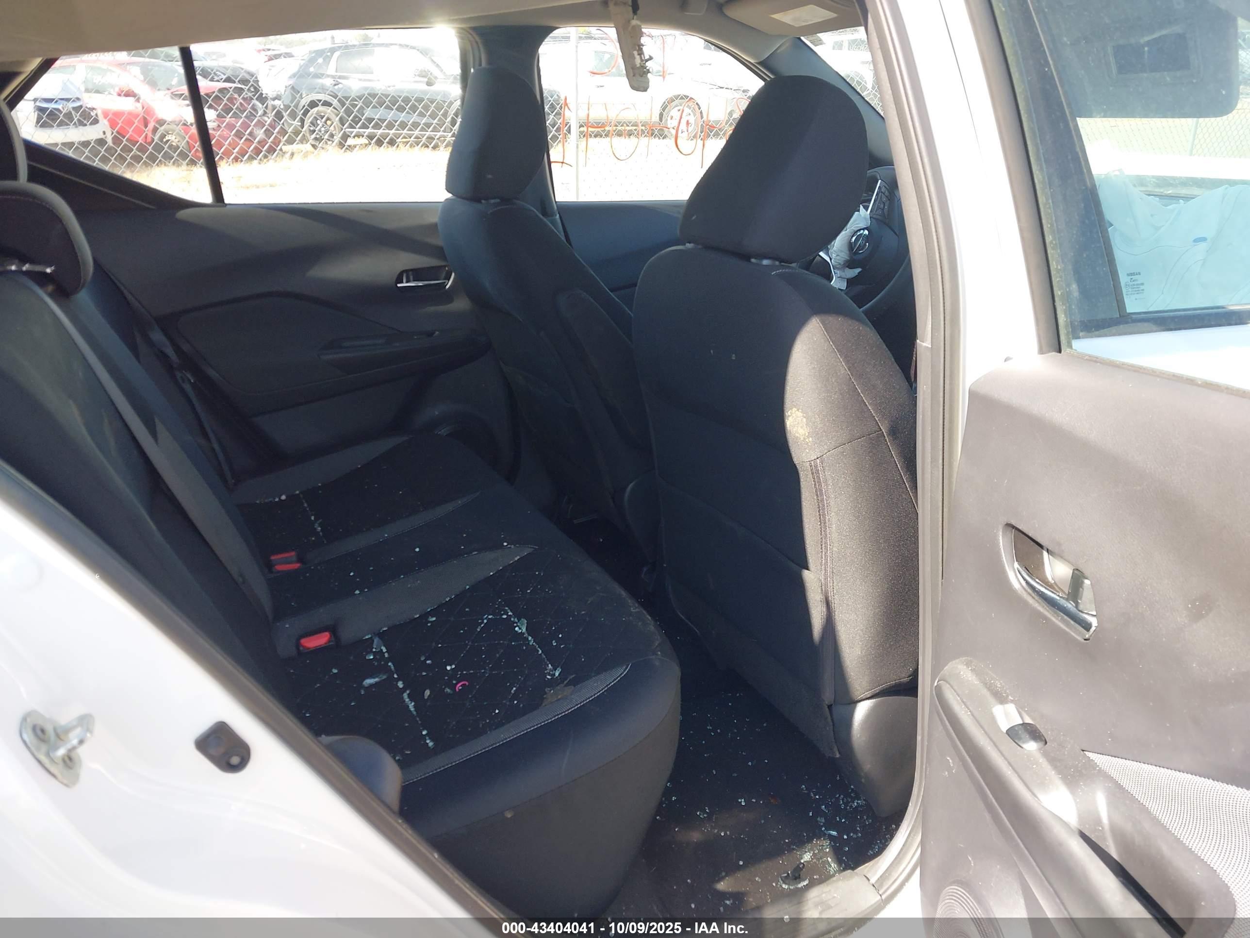 NISSAN KICKS image 8