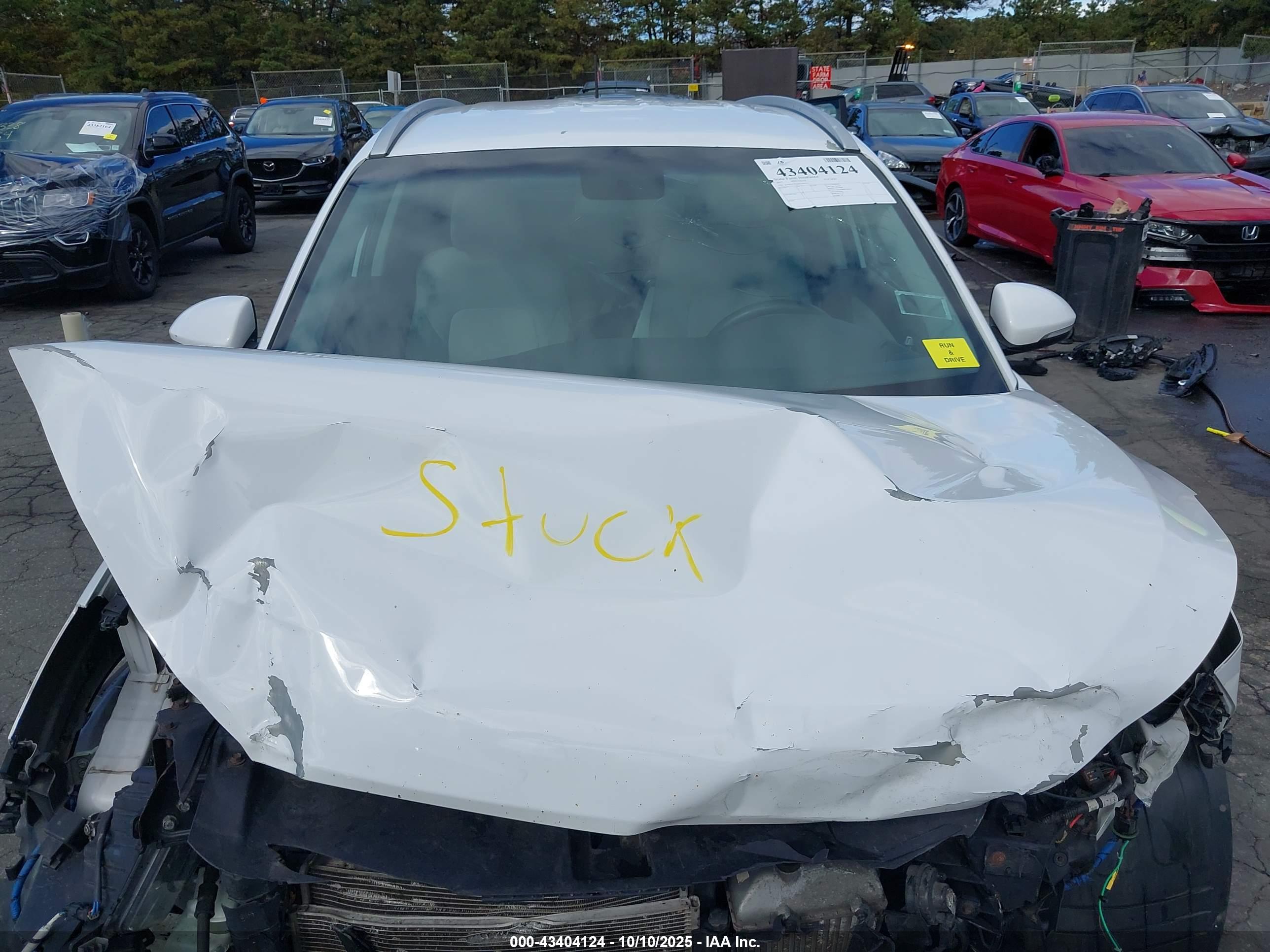 HYUNDAI TUCSON image 10