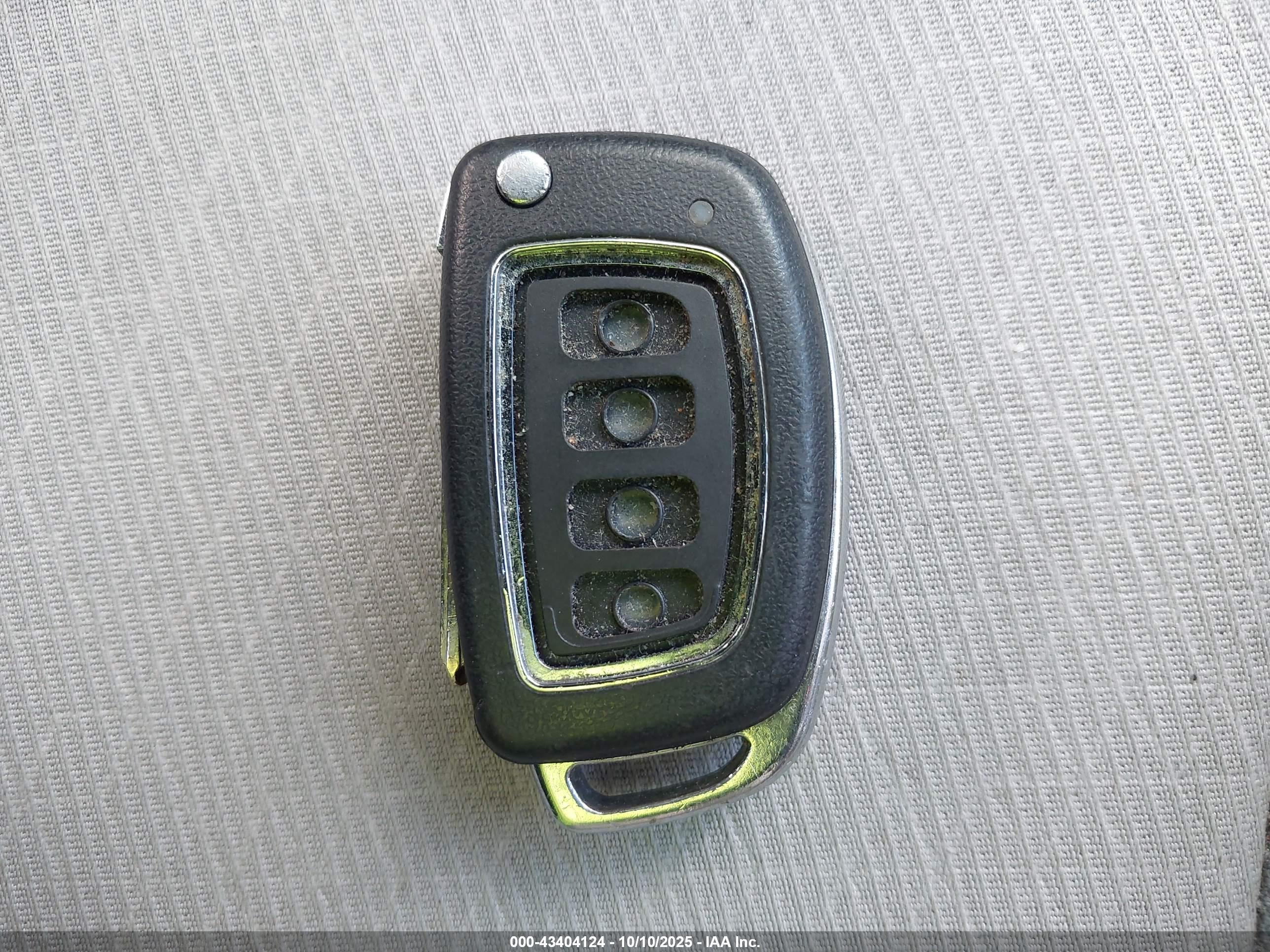HYUNDAI TUCSON image 11