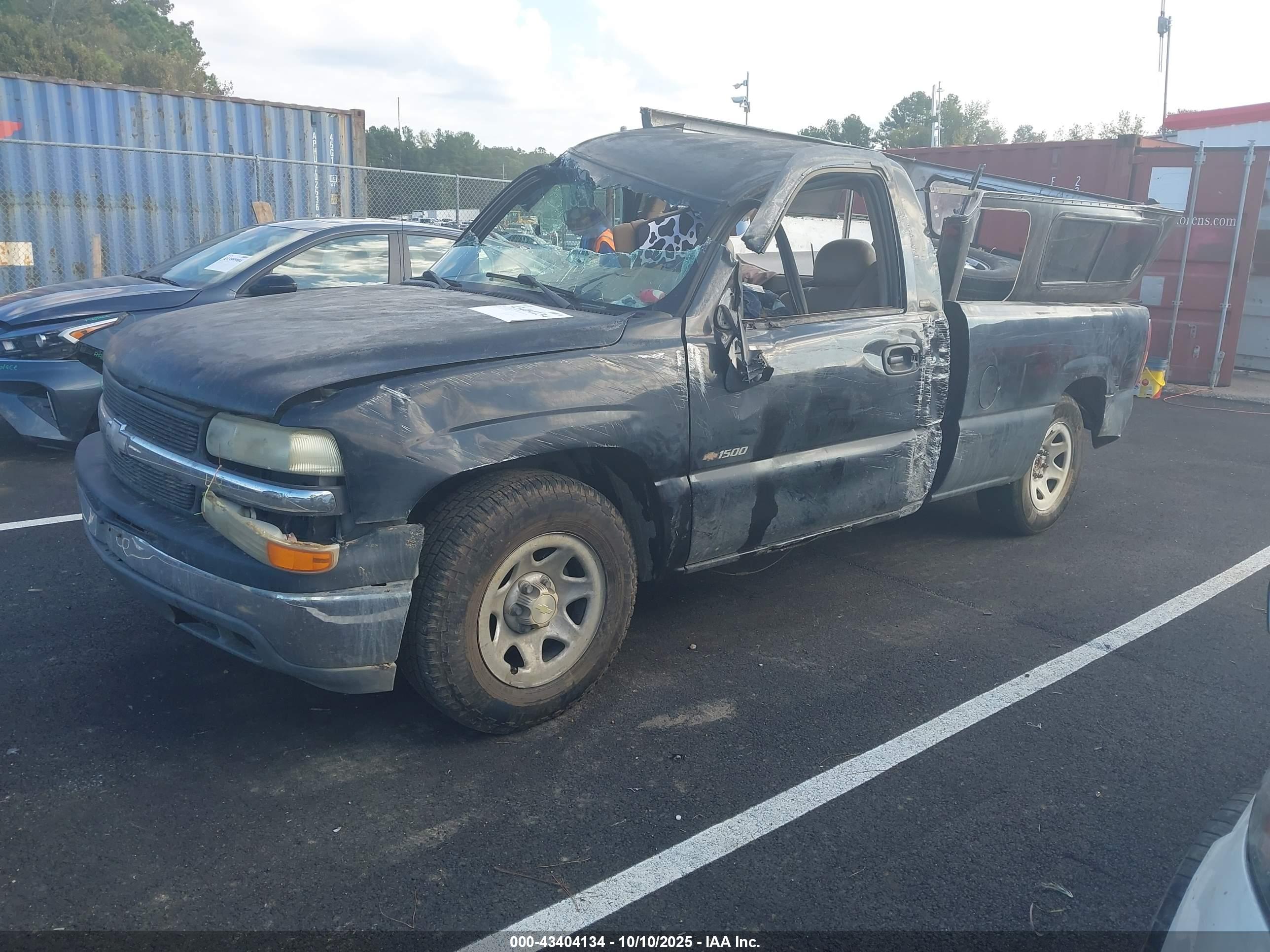 CHEVROLET SILVERADO image 2