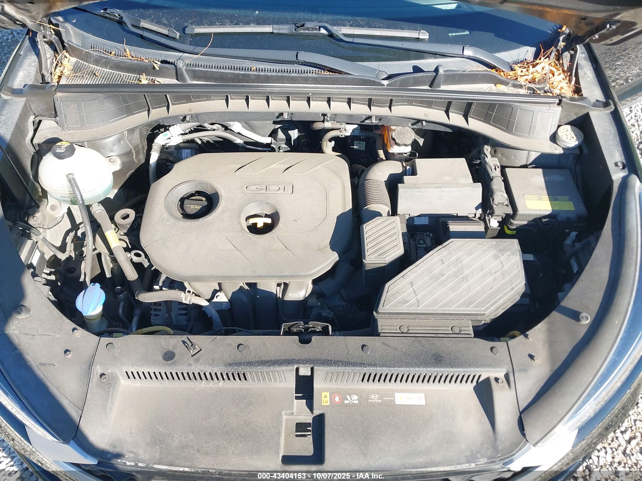 HYUNDAI TUCSON image 10