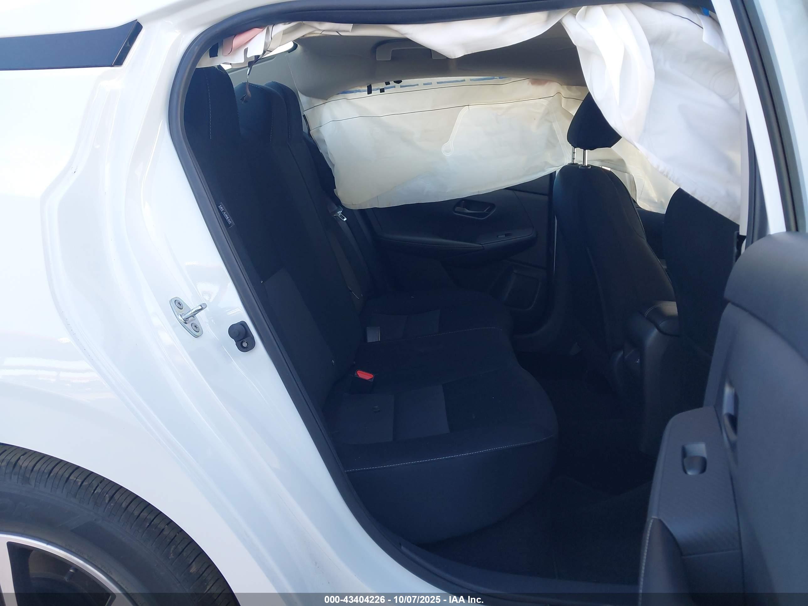 NISSAN SENTRA image 8