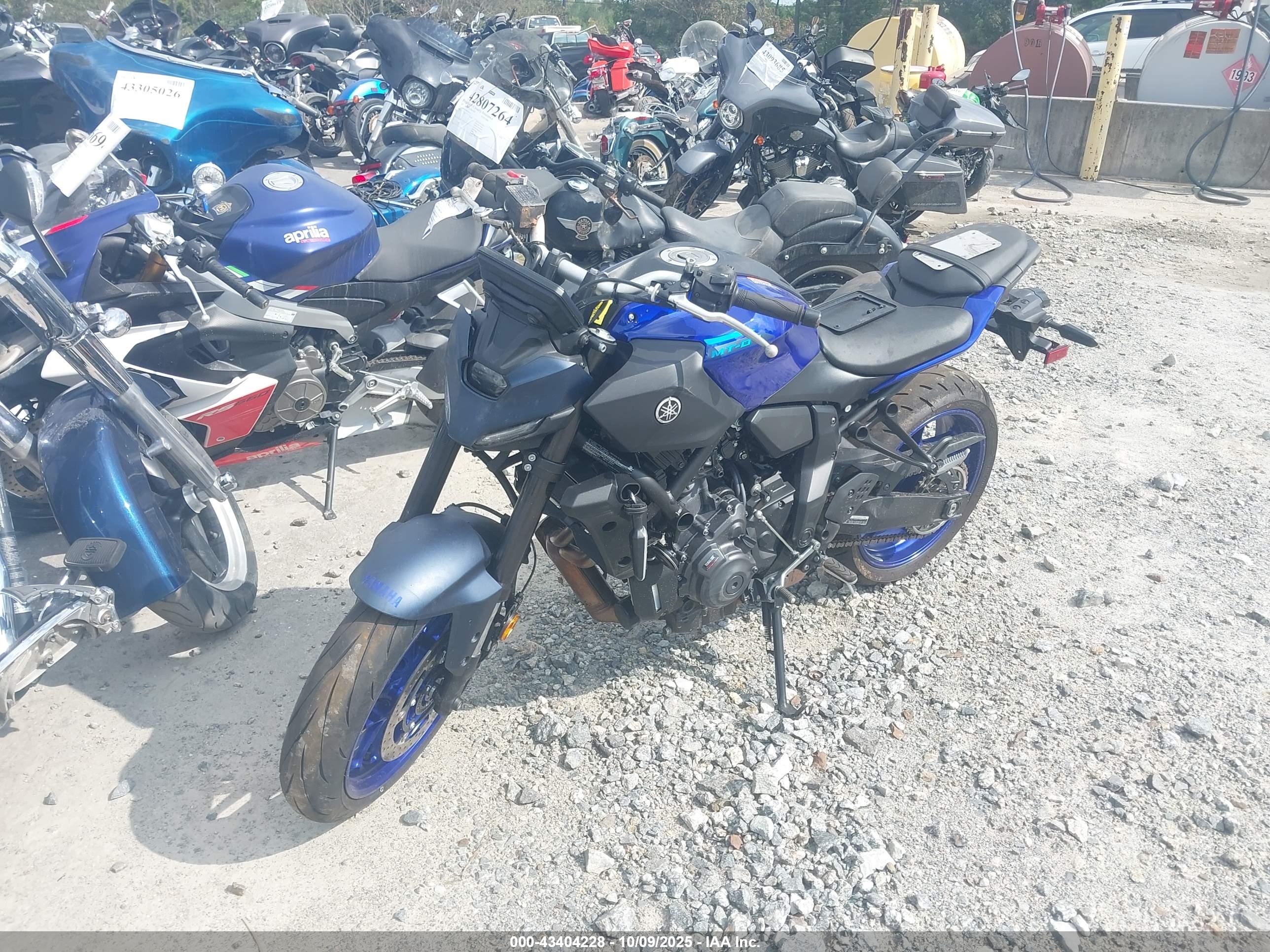 YAMAHA MTN690 image 2