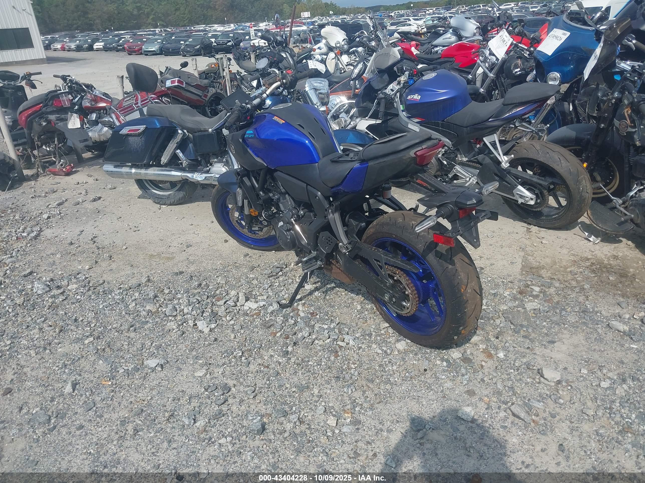 YAMAHA MTN690 image 3