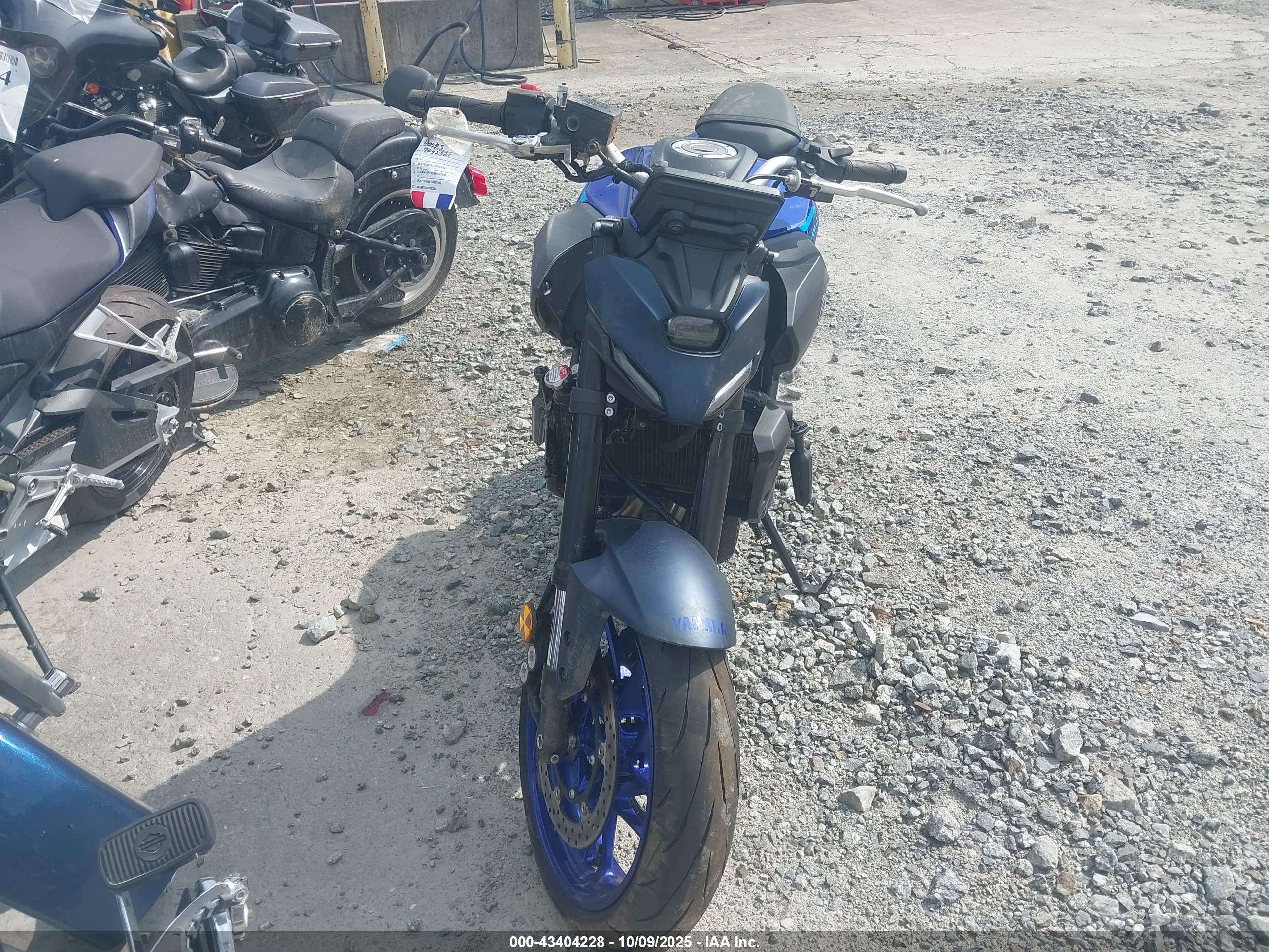 YAMAHA MTN690 image 5