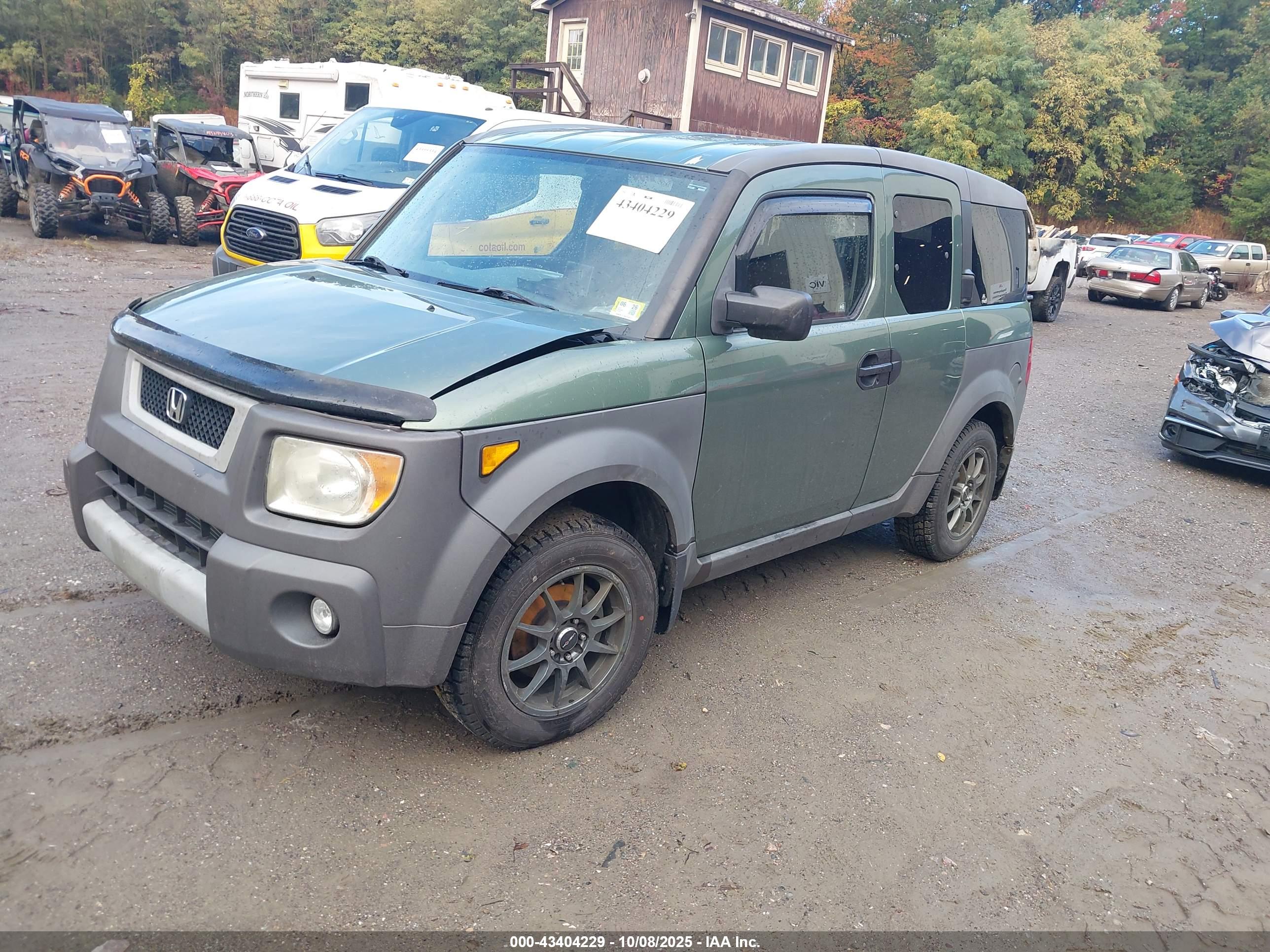 HONDA ELEMENT image 2