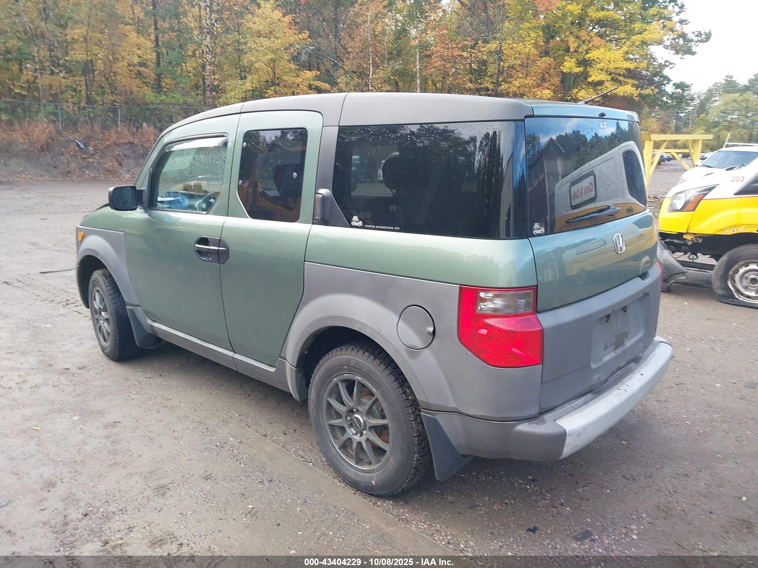 HONDA ELEMENT image 3