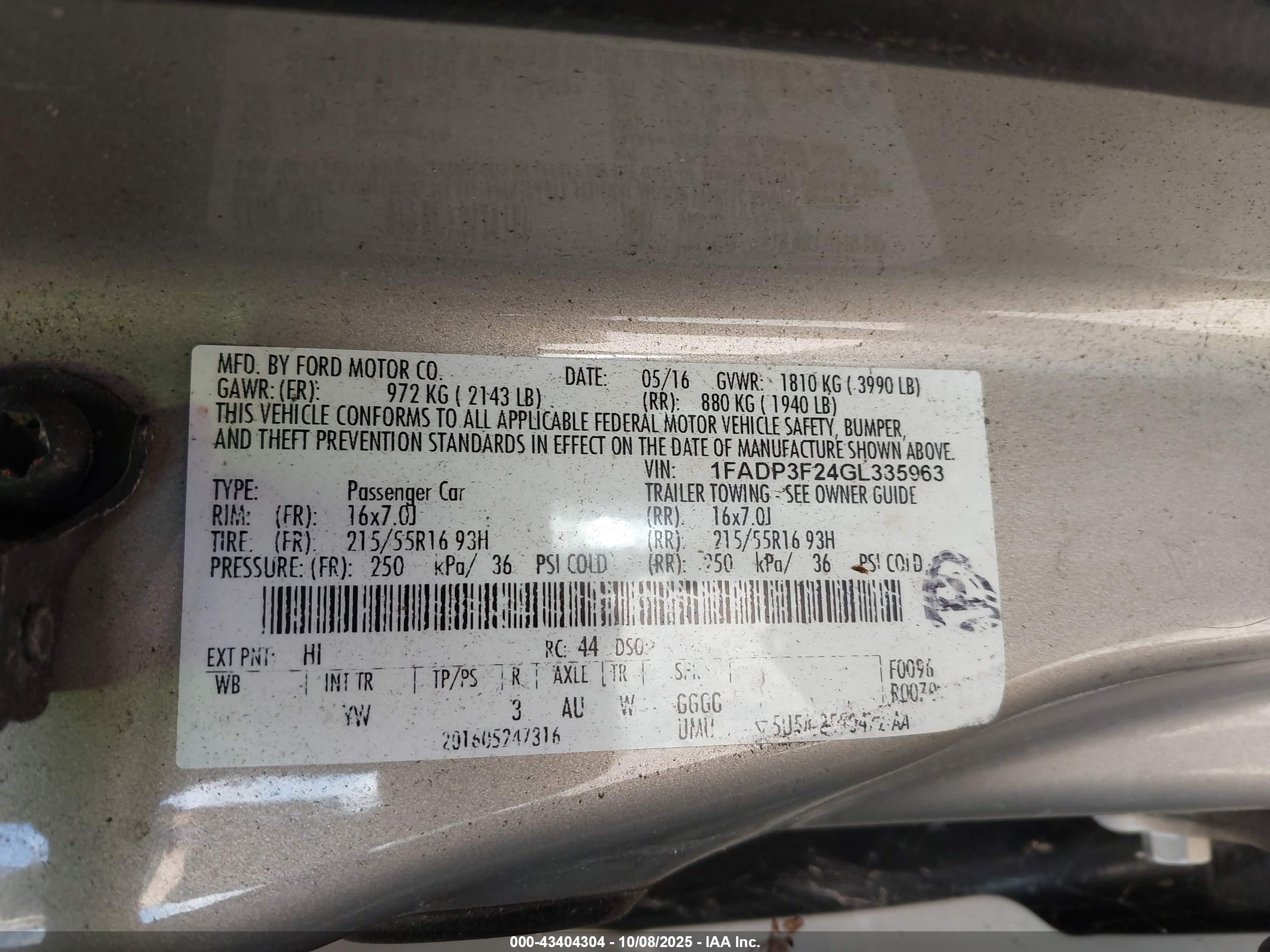 FORD FOCUS image 9