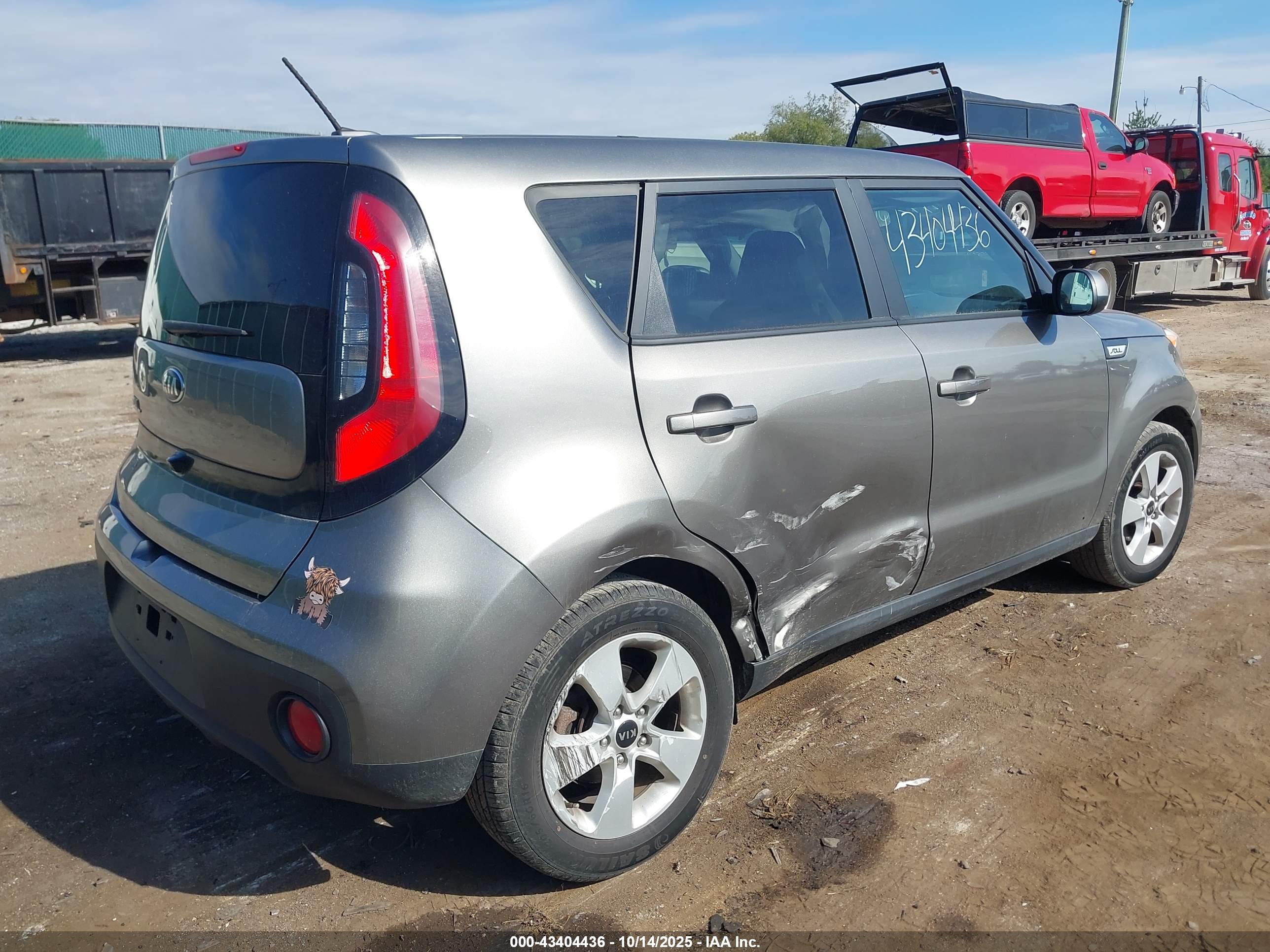 KIA SOUL image 4