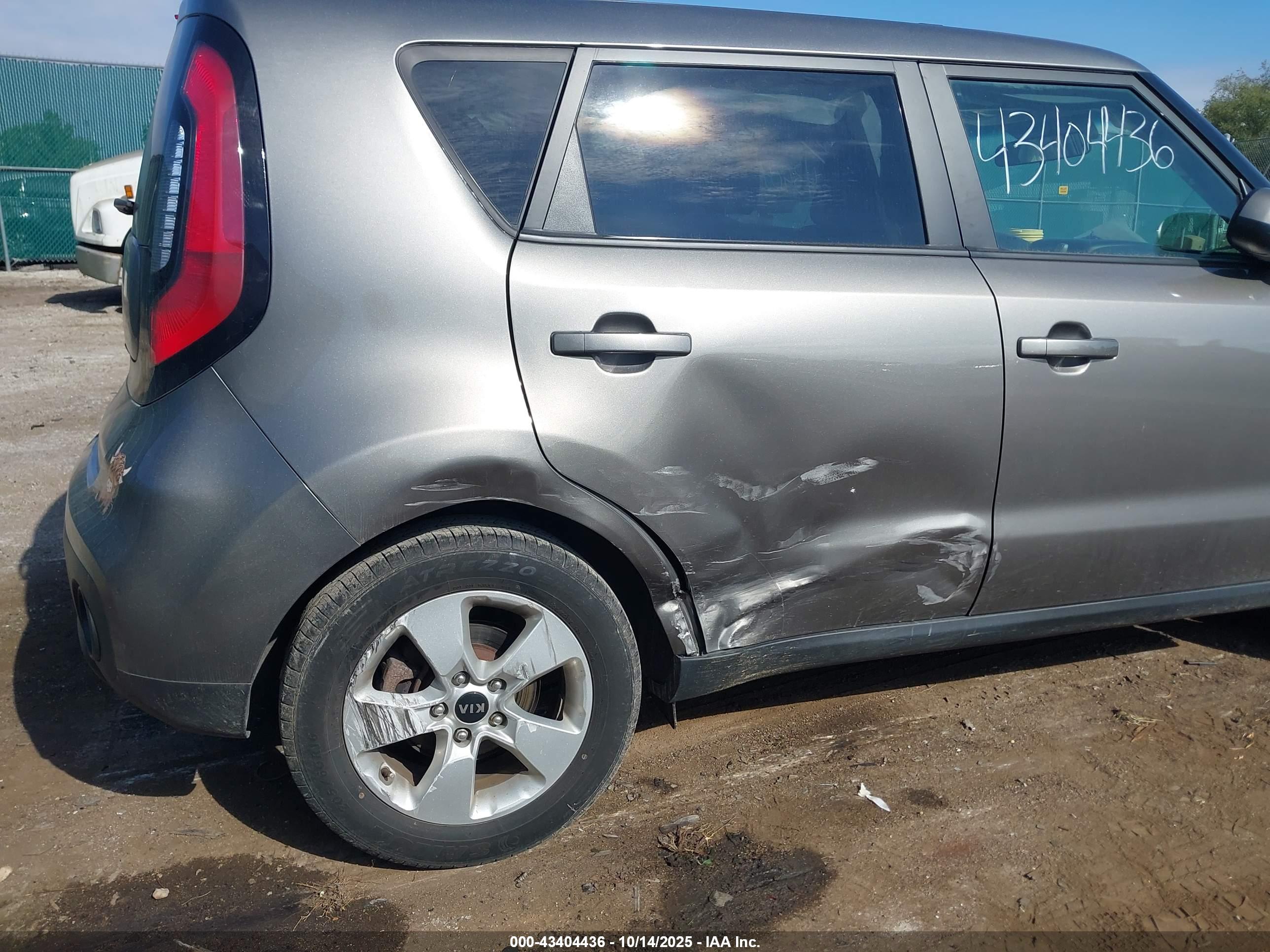 KIA SOUL image 6