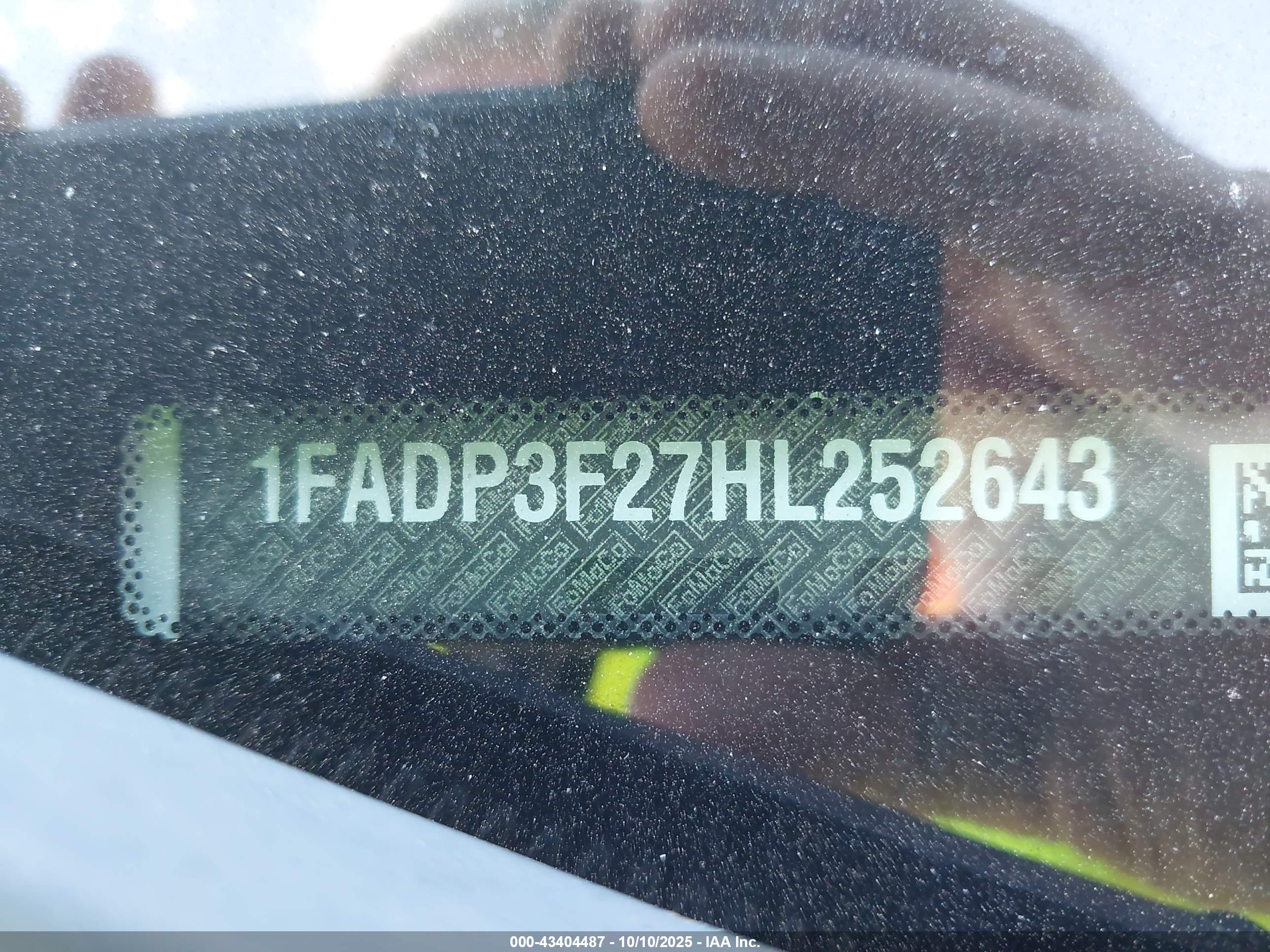 FORD FOCUS image 9