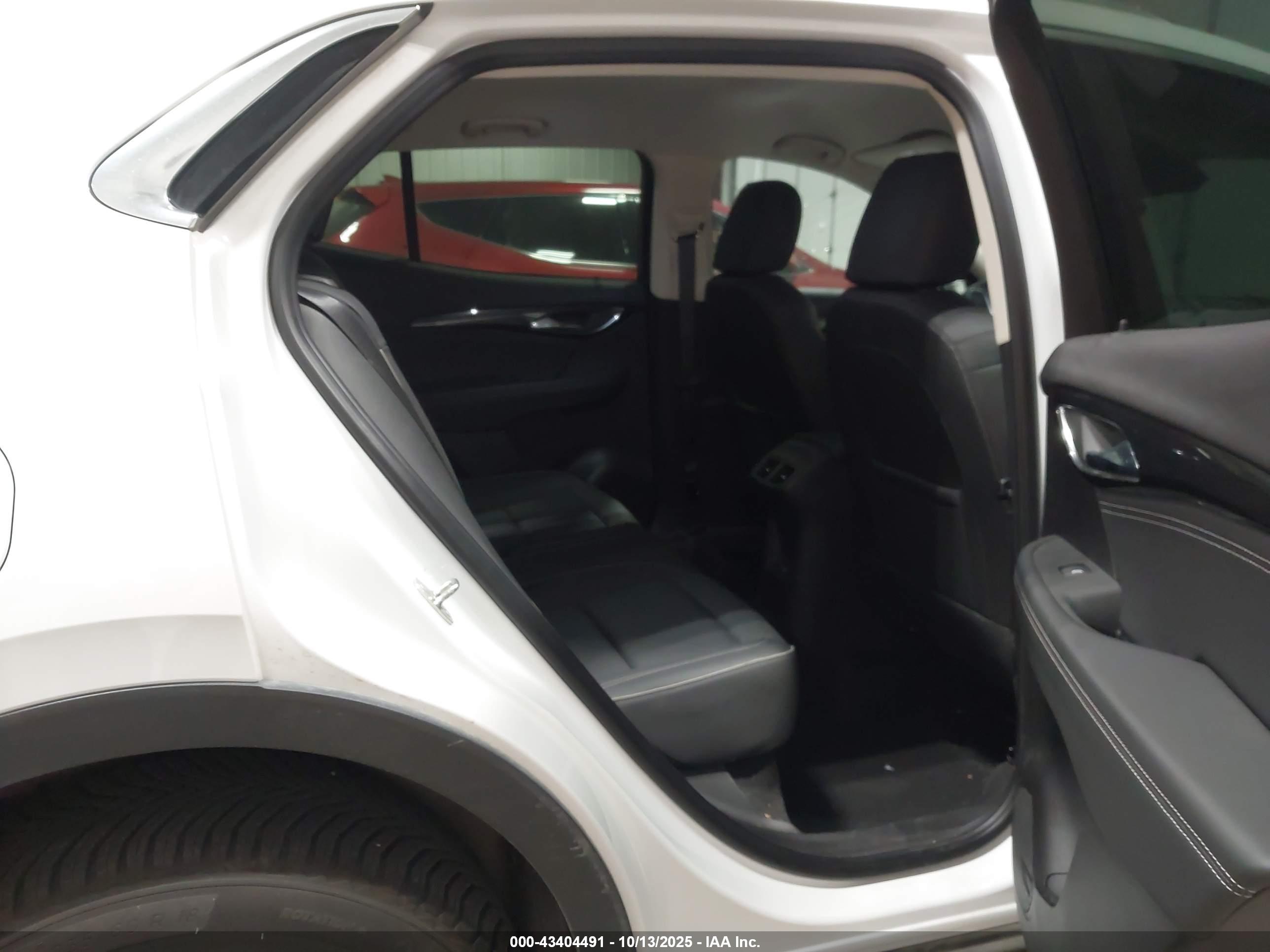 BUICK ENVISION image 8