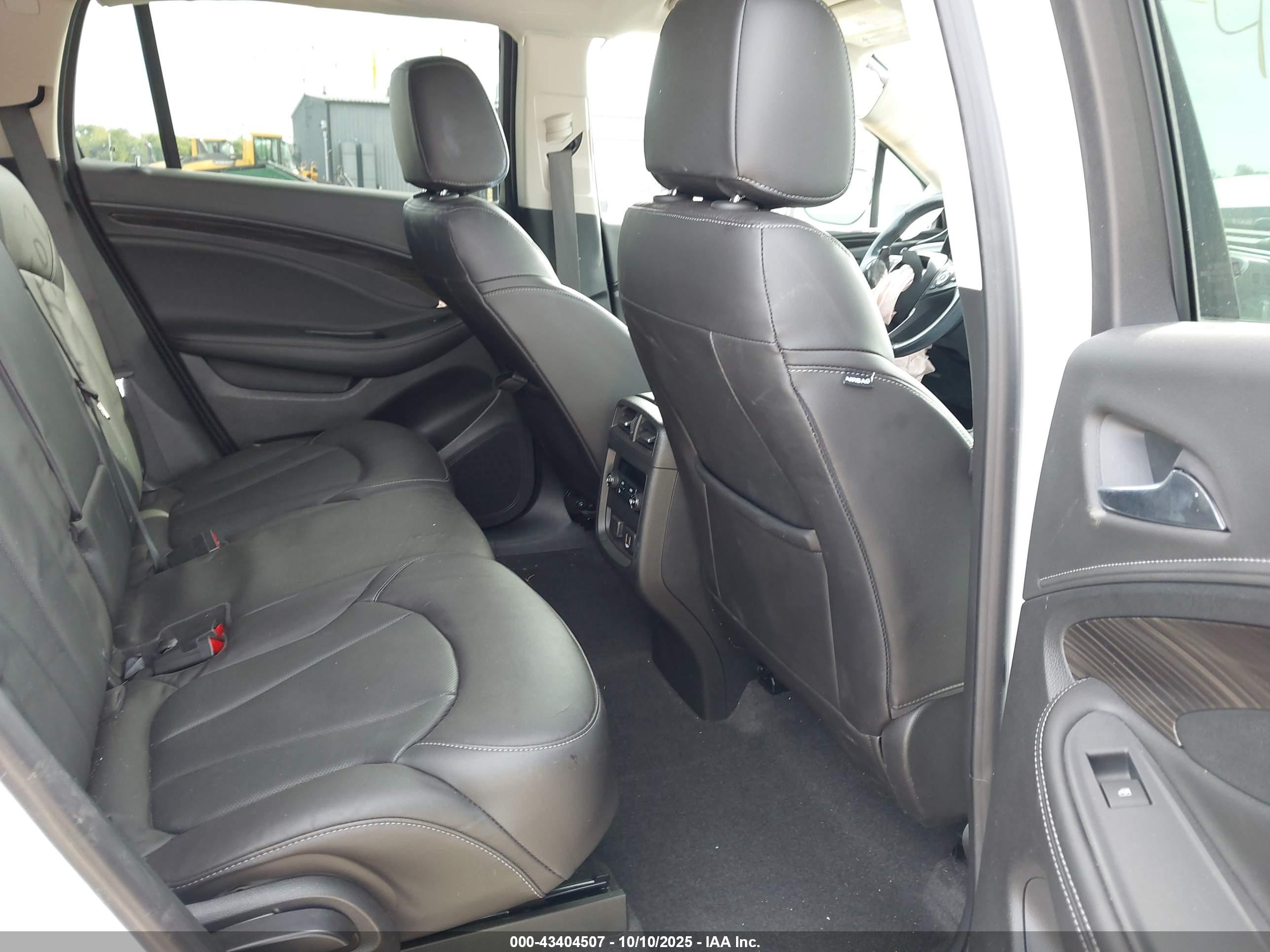 BUICK ENVISION image 8