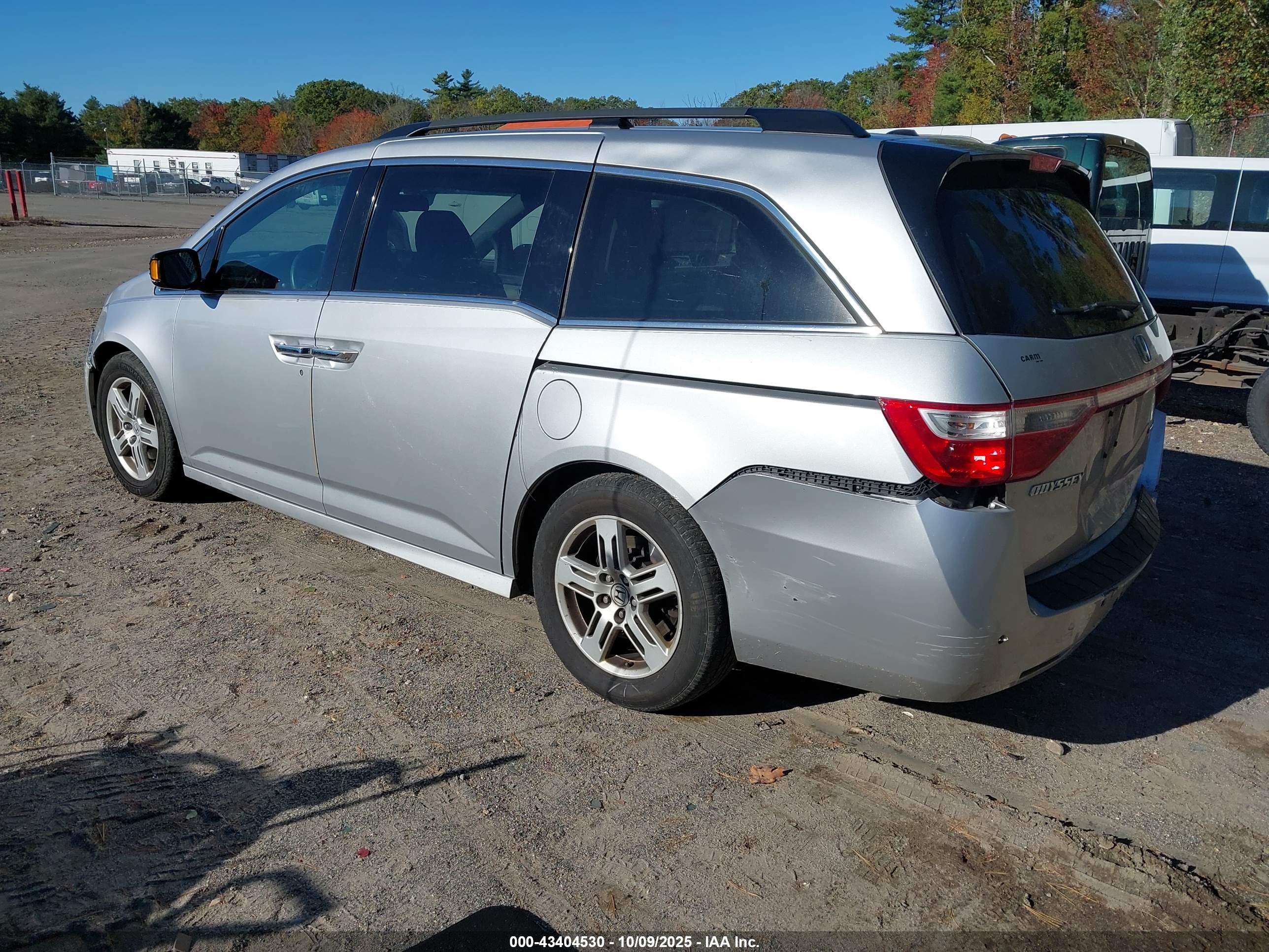 HONDA ODYSSEY image 3