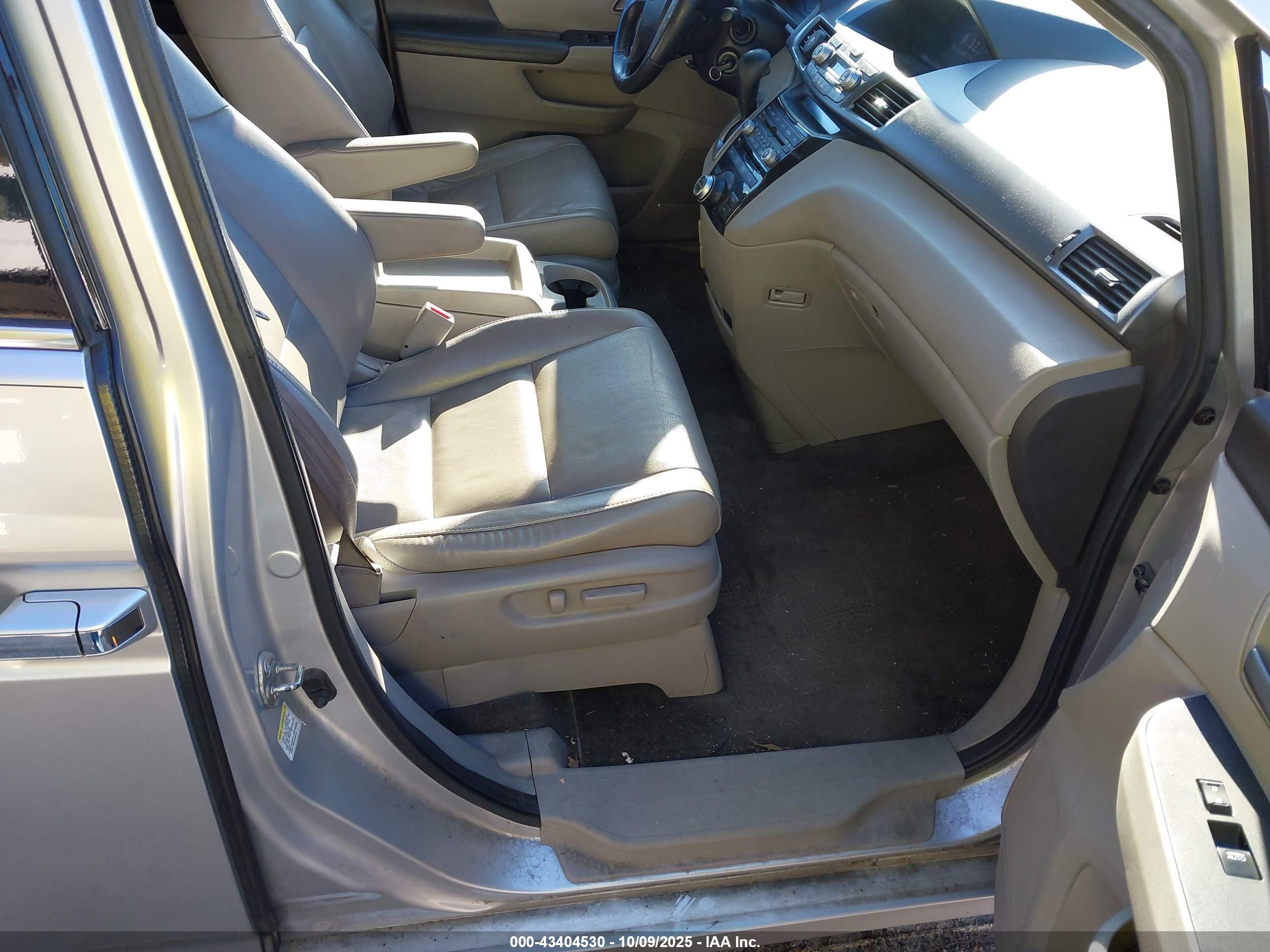 HONDA ODYSSEY image 5