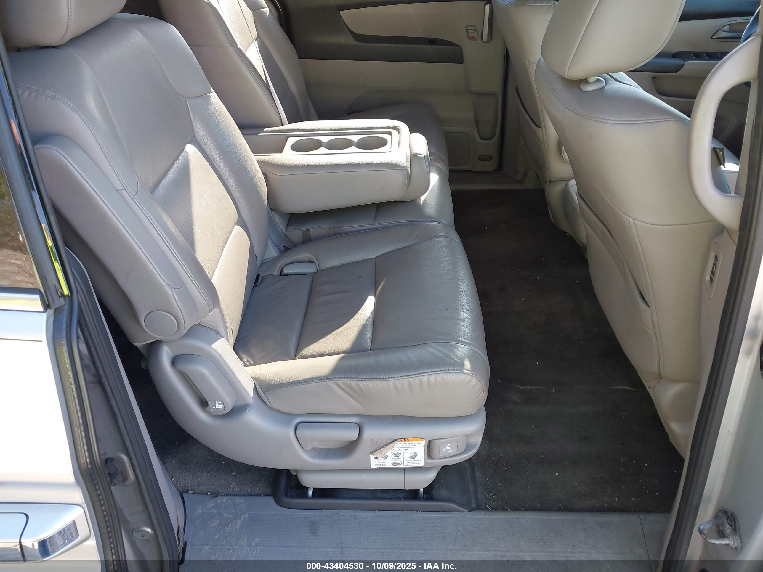 HONDA ODYSSEY image 8