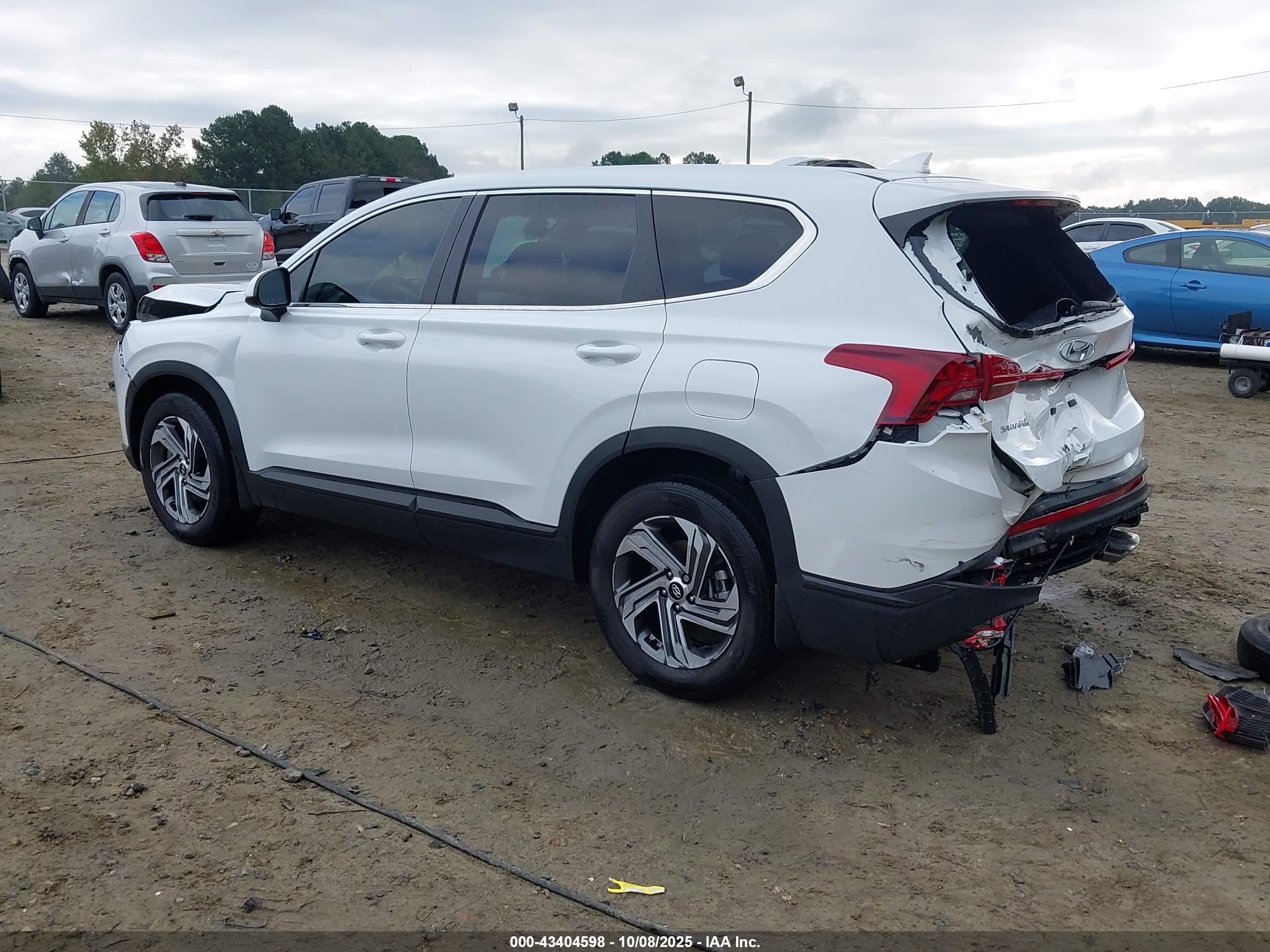 HYUNDAI SANTA image 3