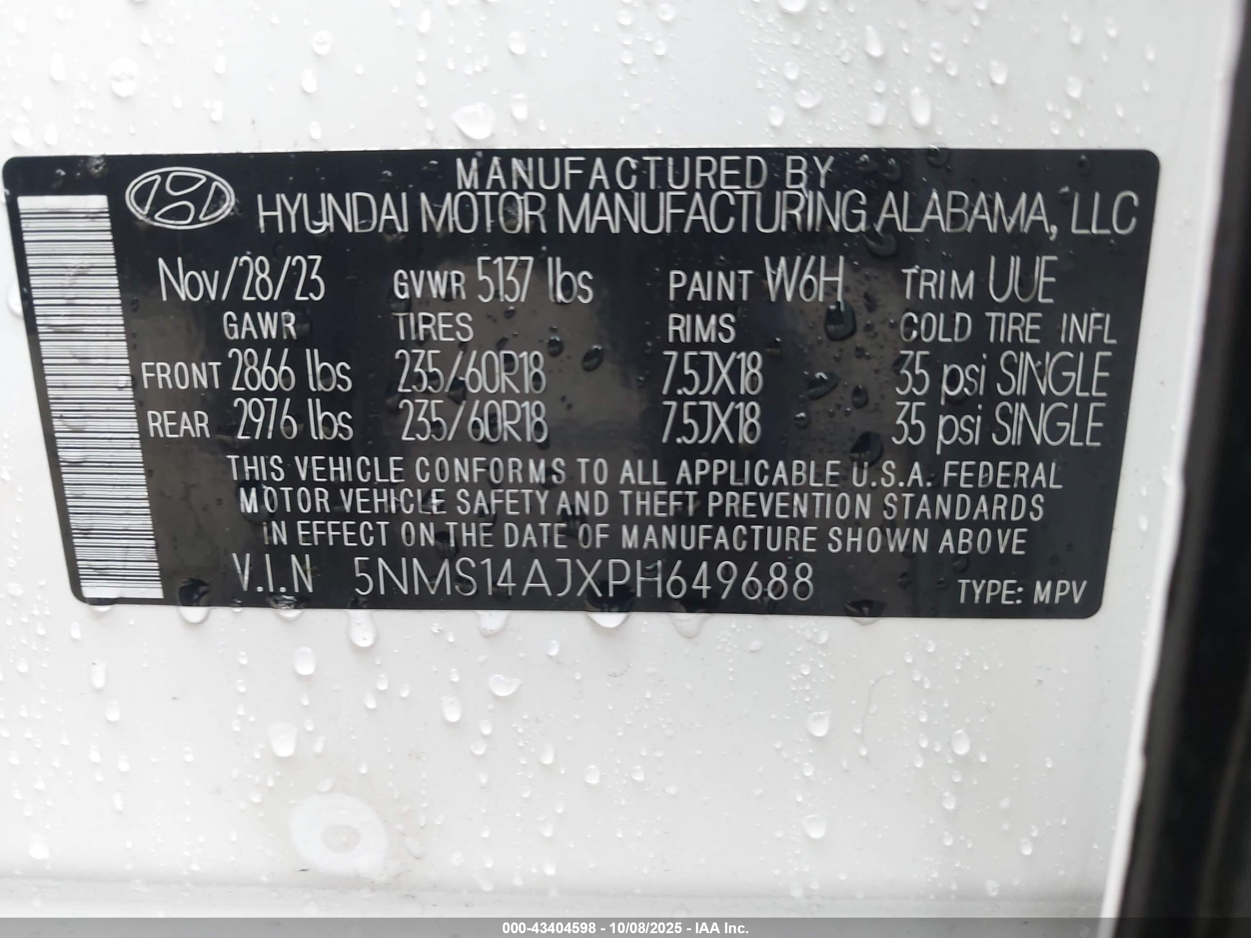 HYUNDAI SANTA image 9