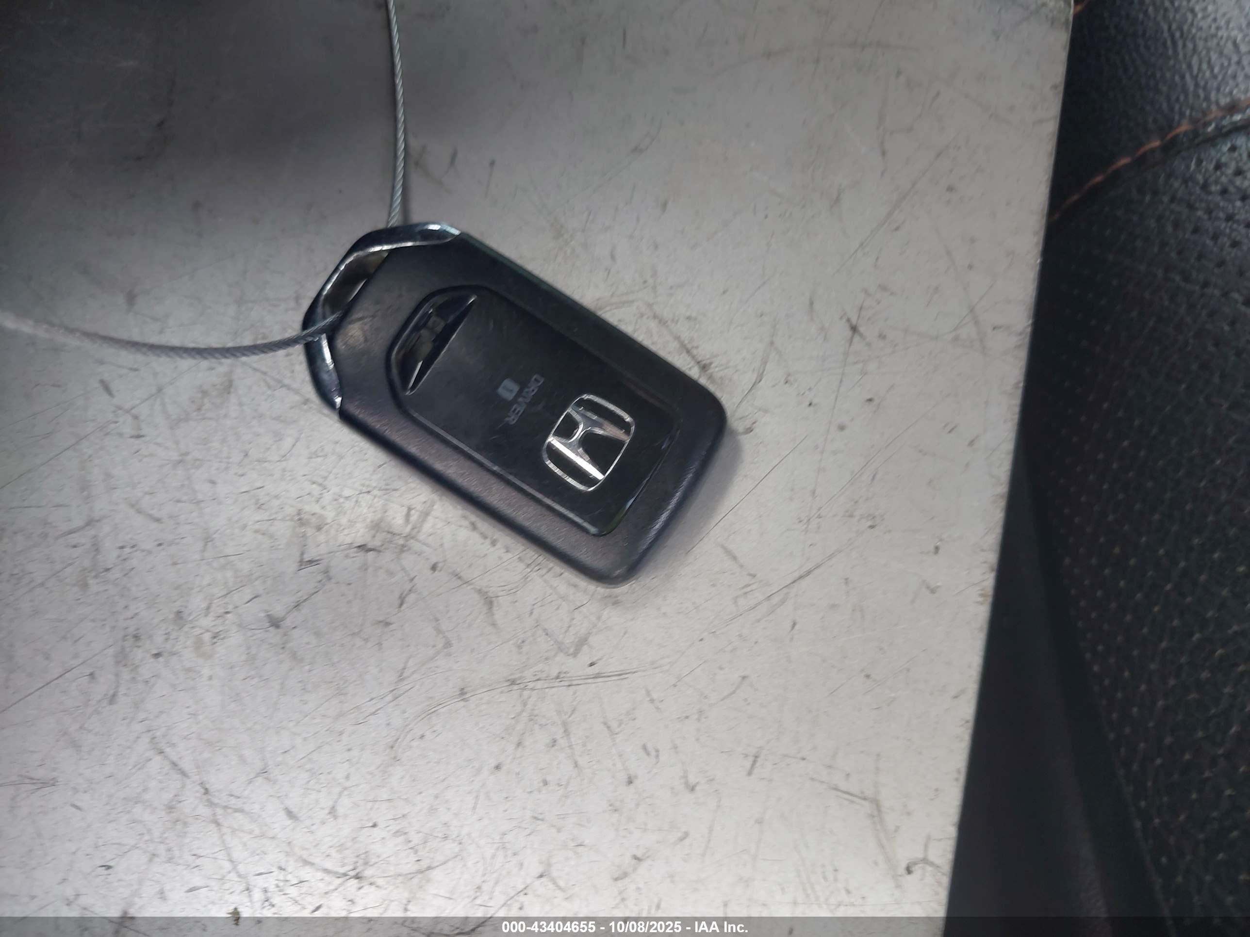 HONDA PILOT image 11