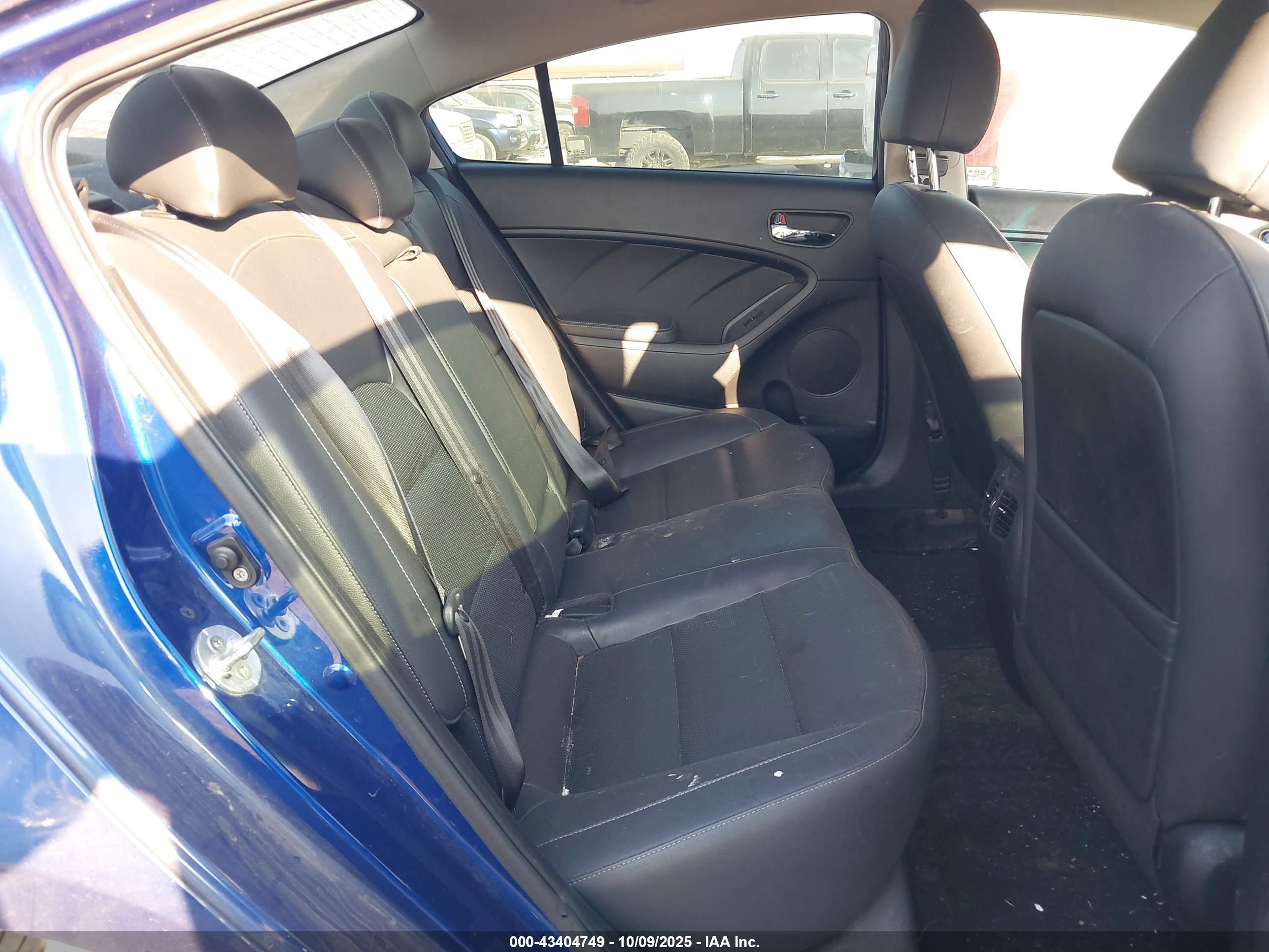 KIA FORTE image 8