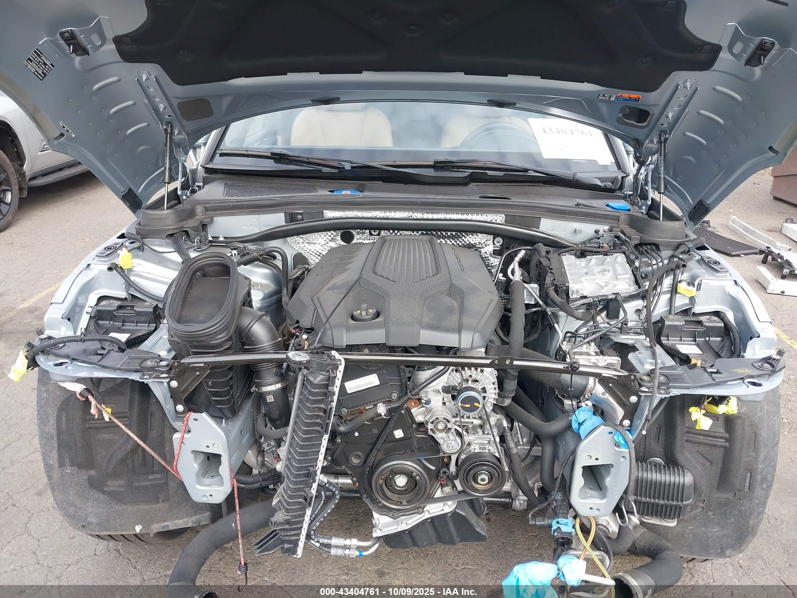 PORSCHE MACAN image 10