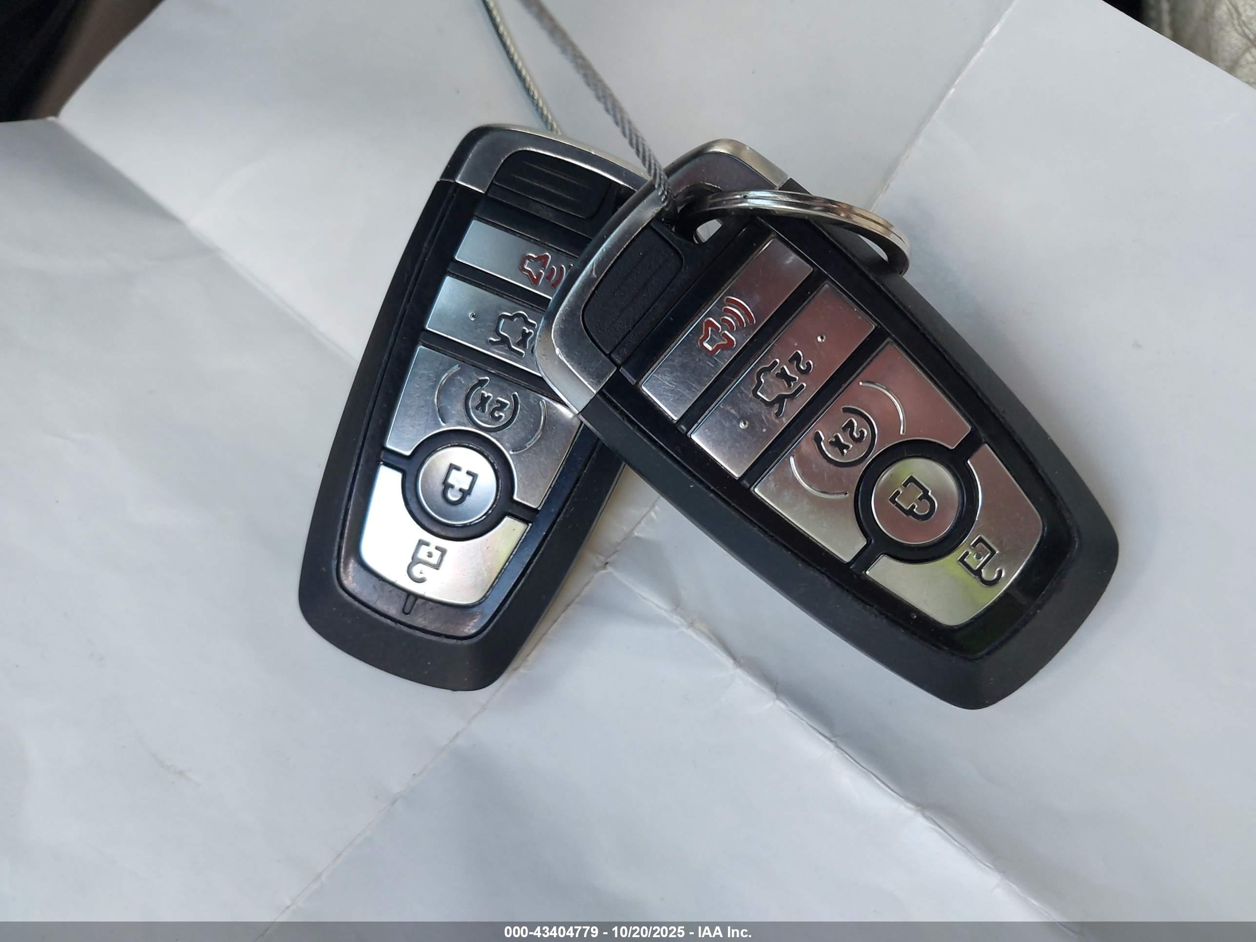 FORD EXPLORER image 11