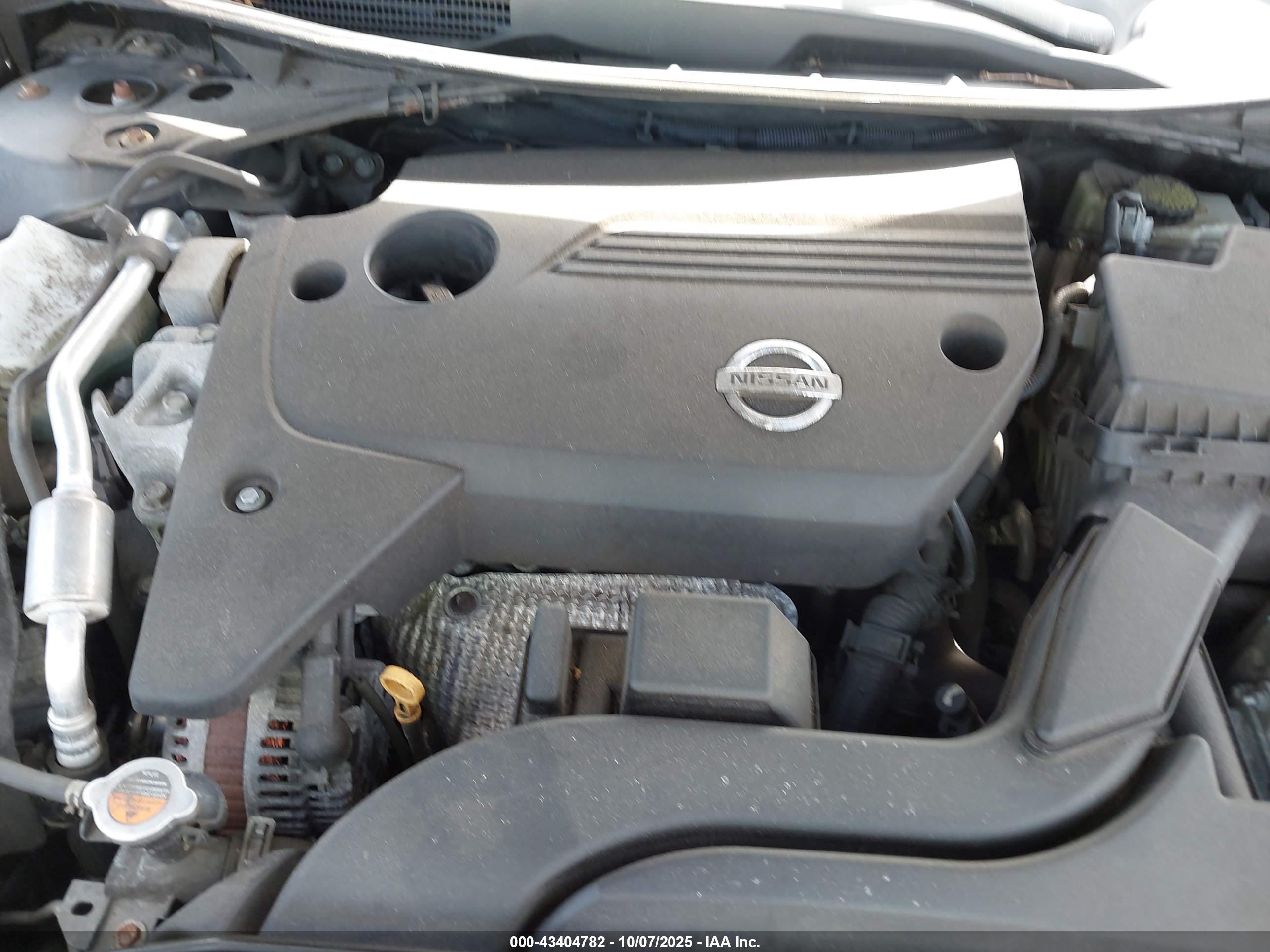 NISSAN ALTIMA image 10