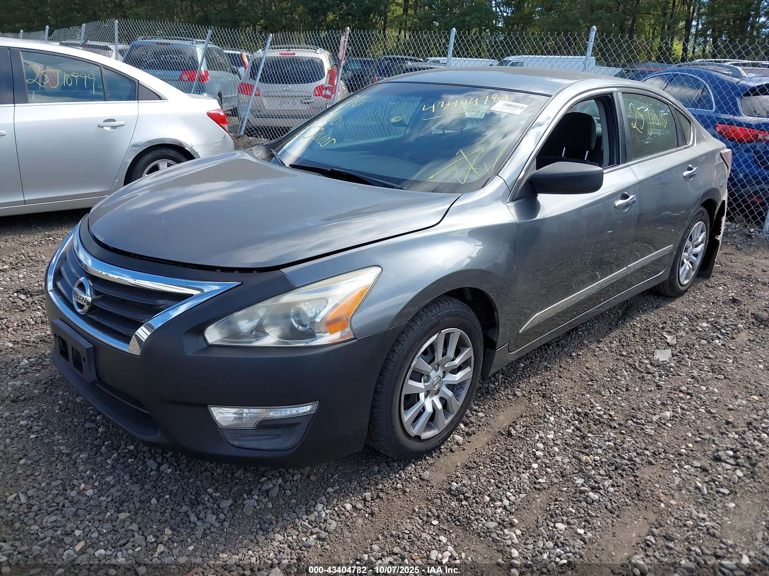 NISSAN ALTIMA image 2