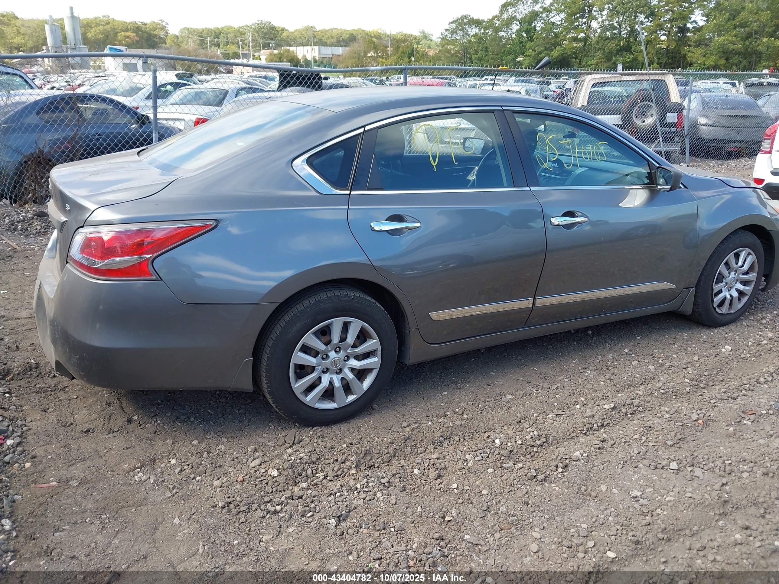 NISSAN ALTIMA image 4