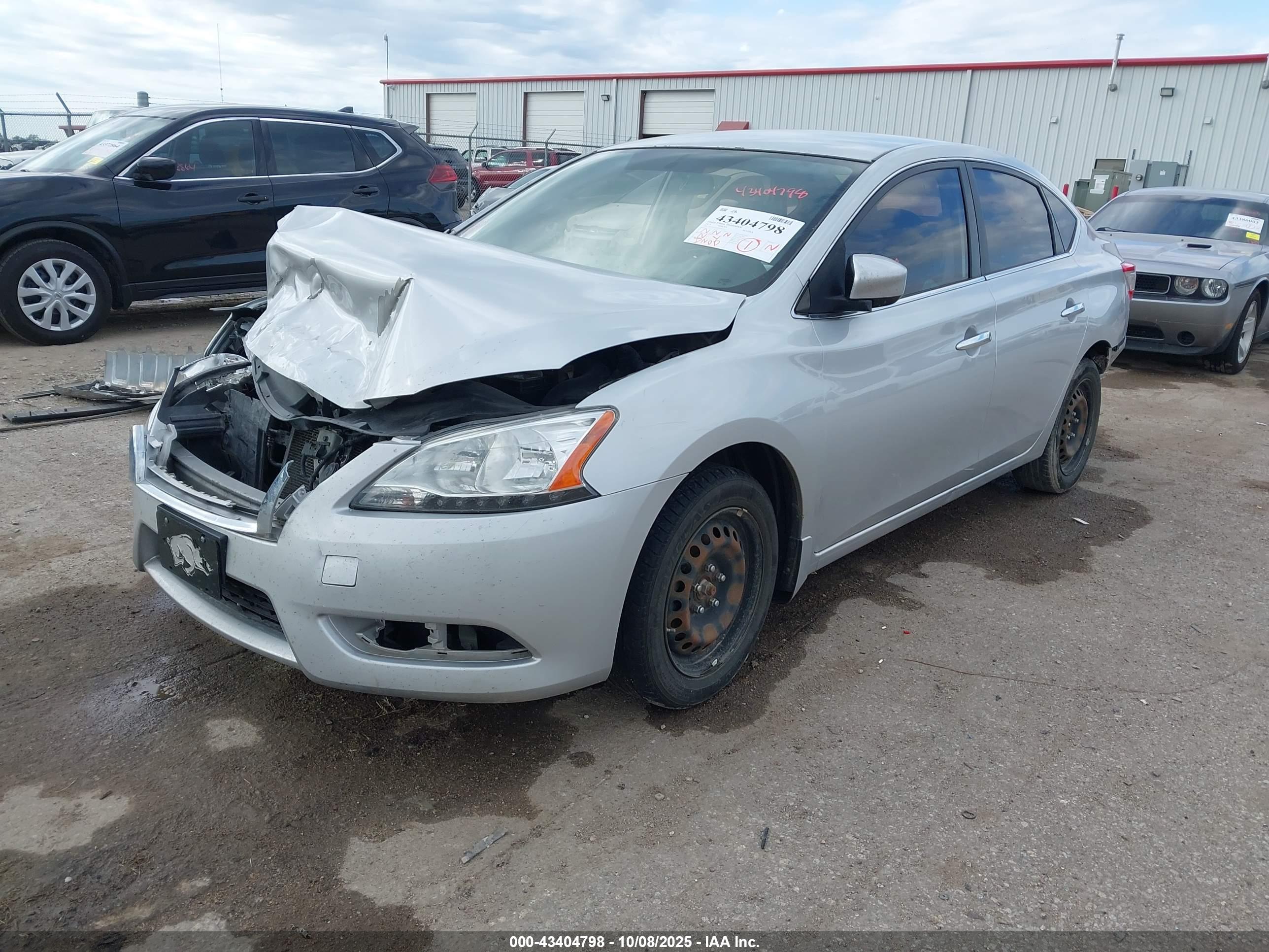 NISSAN SENTRA image 2