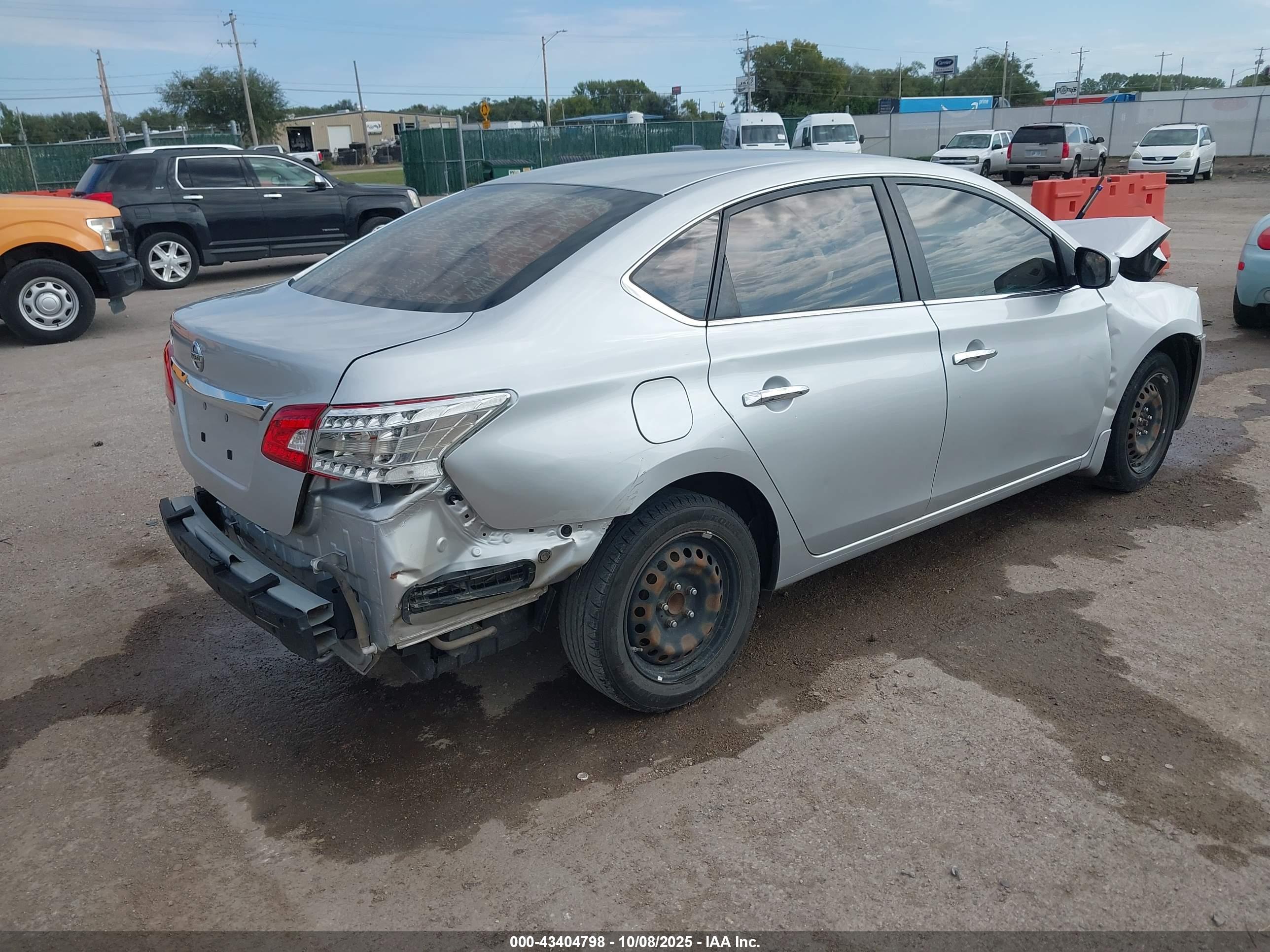 NISSAN SENTRA image 4