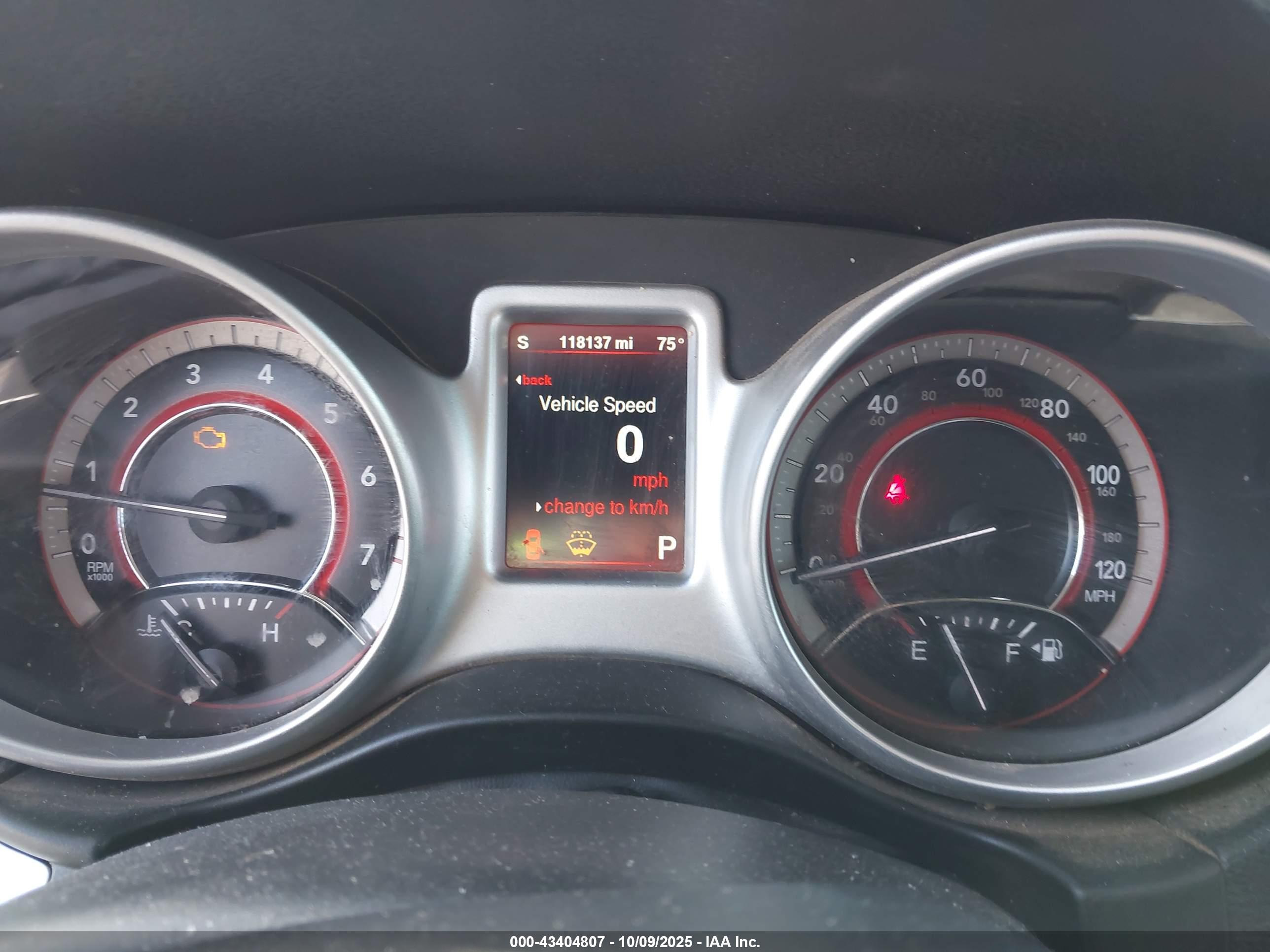 DODGE JOURNEY image 7