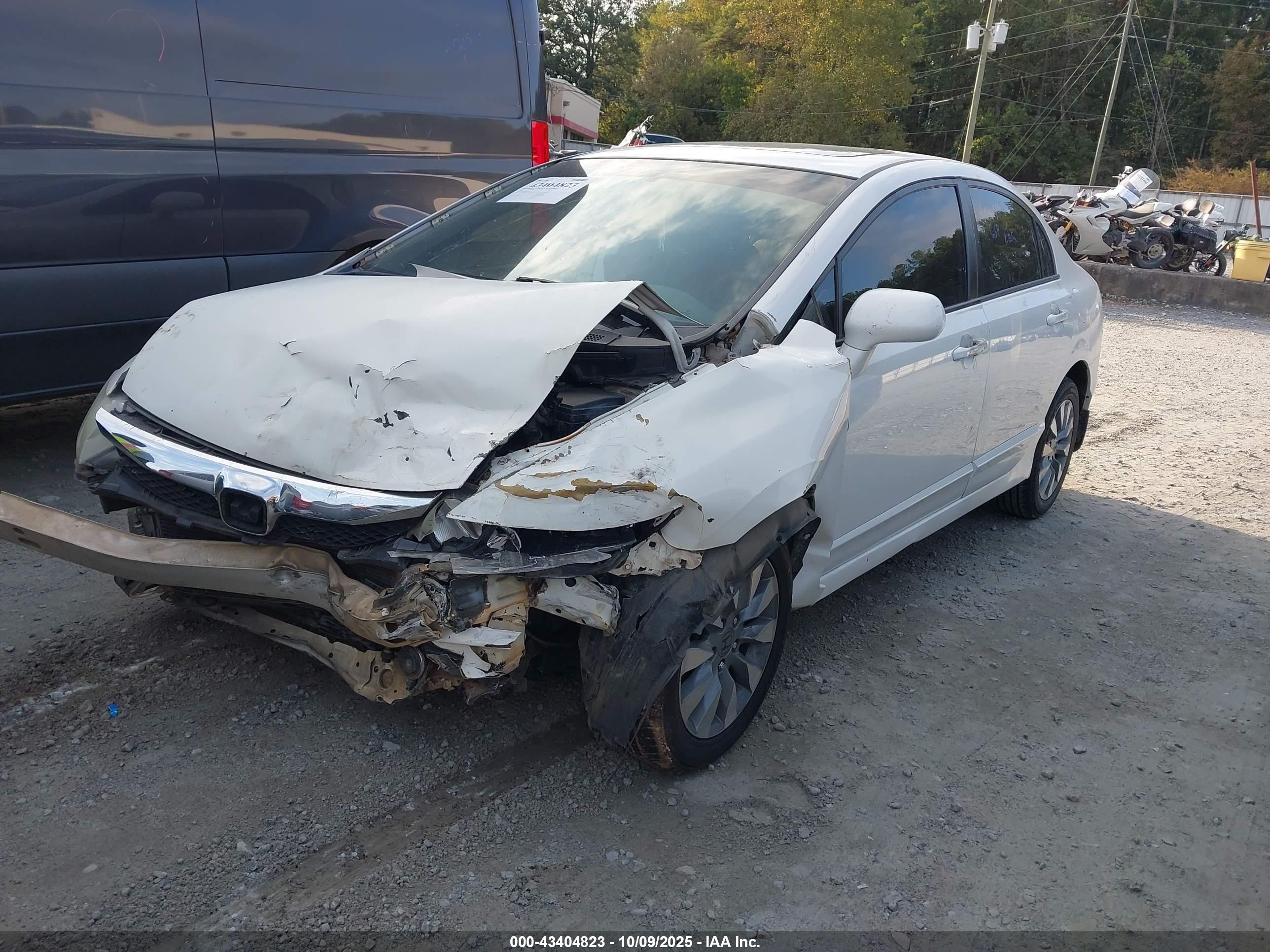 HONDA CIVIC image 2