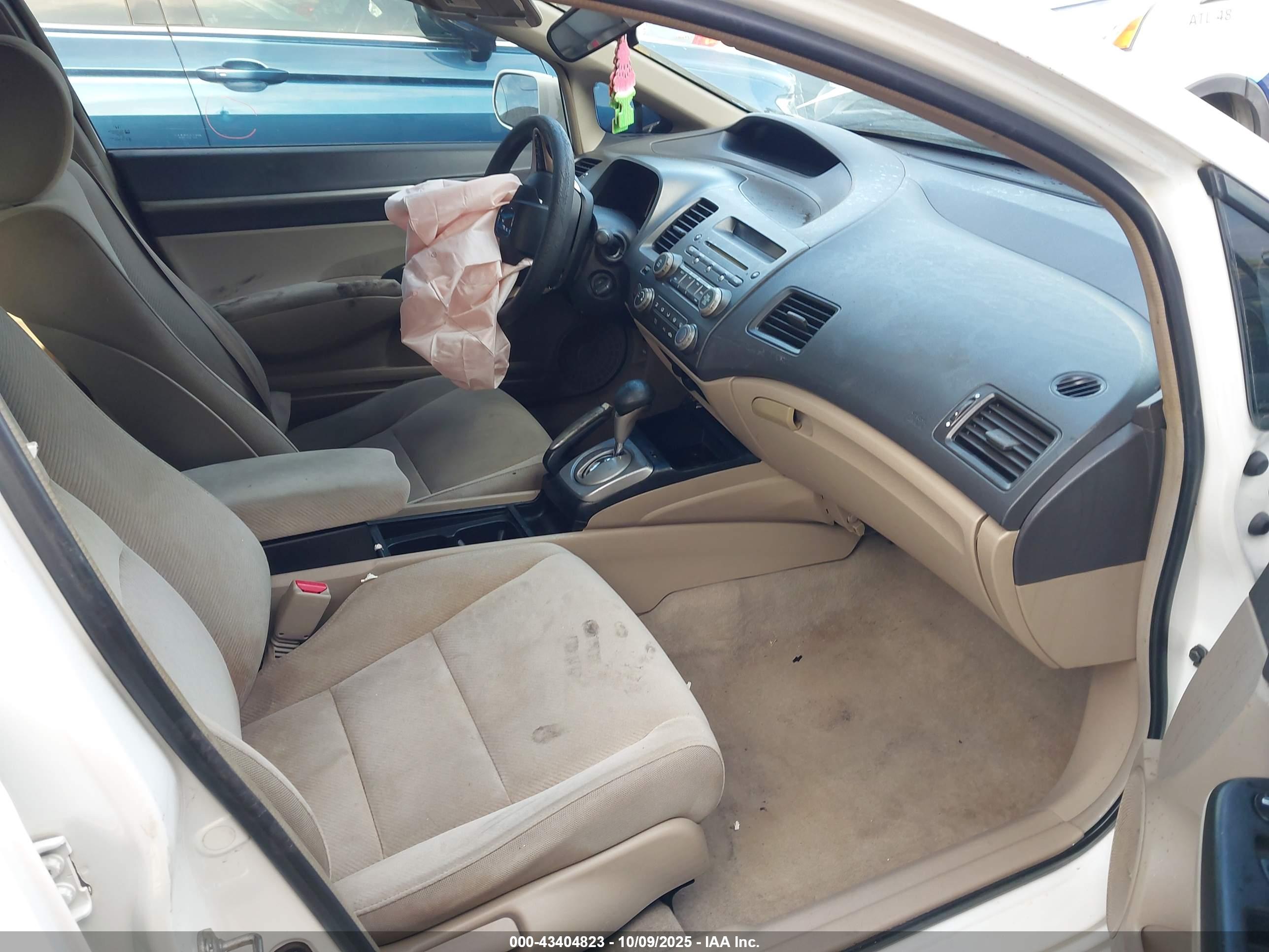 HONDA CIVIC image 5